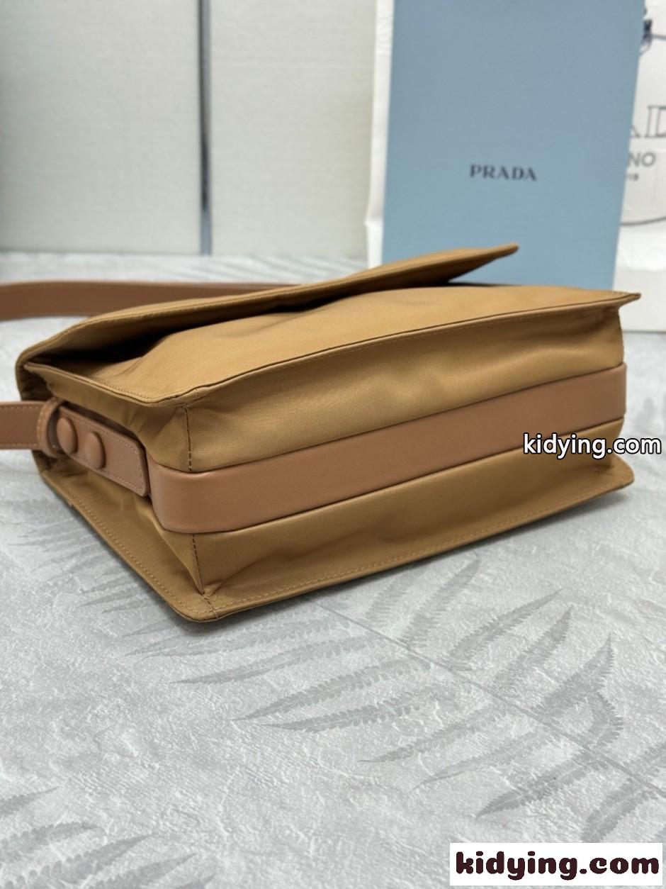 プラダ スモール パデッド Re-Nylon ショルダーバッグ コピー 1BD313 キャメル-3