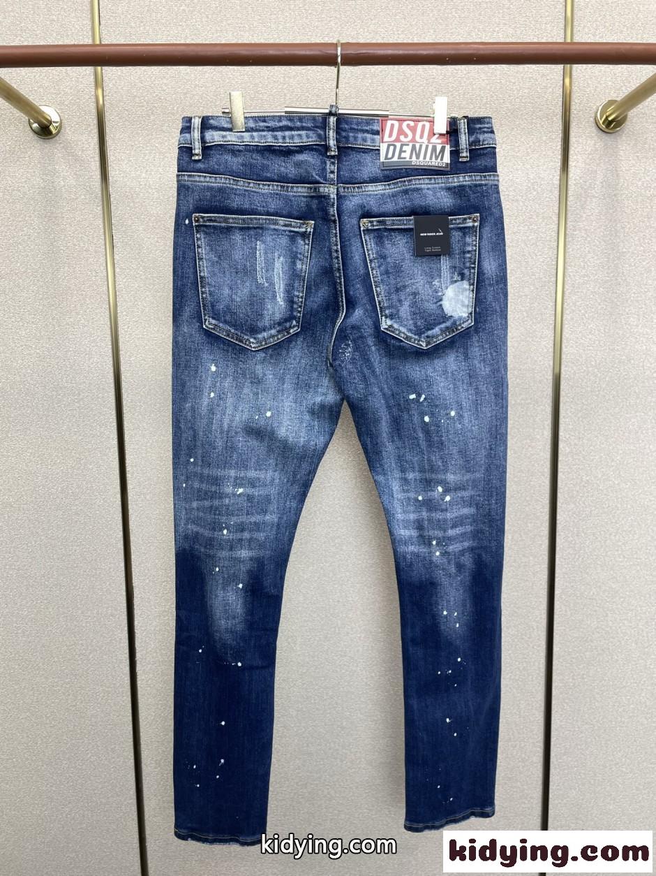 ダメージ加工 ロゴプリント デニムパンツ ディースクエアード ジーンズ 偽物-1