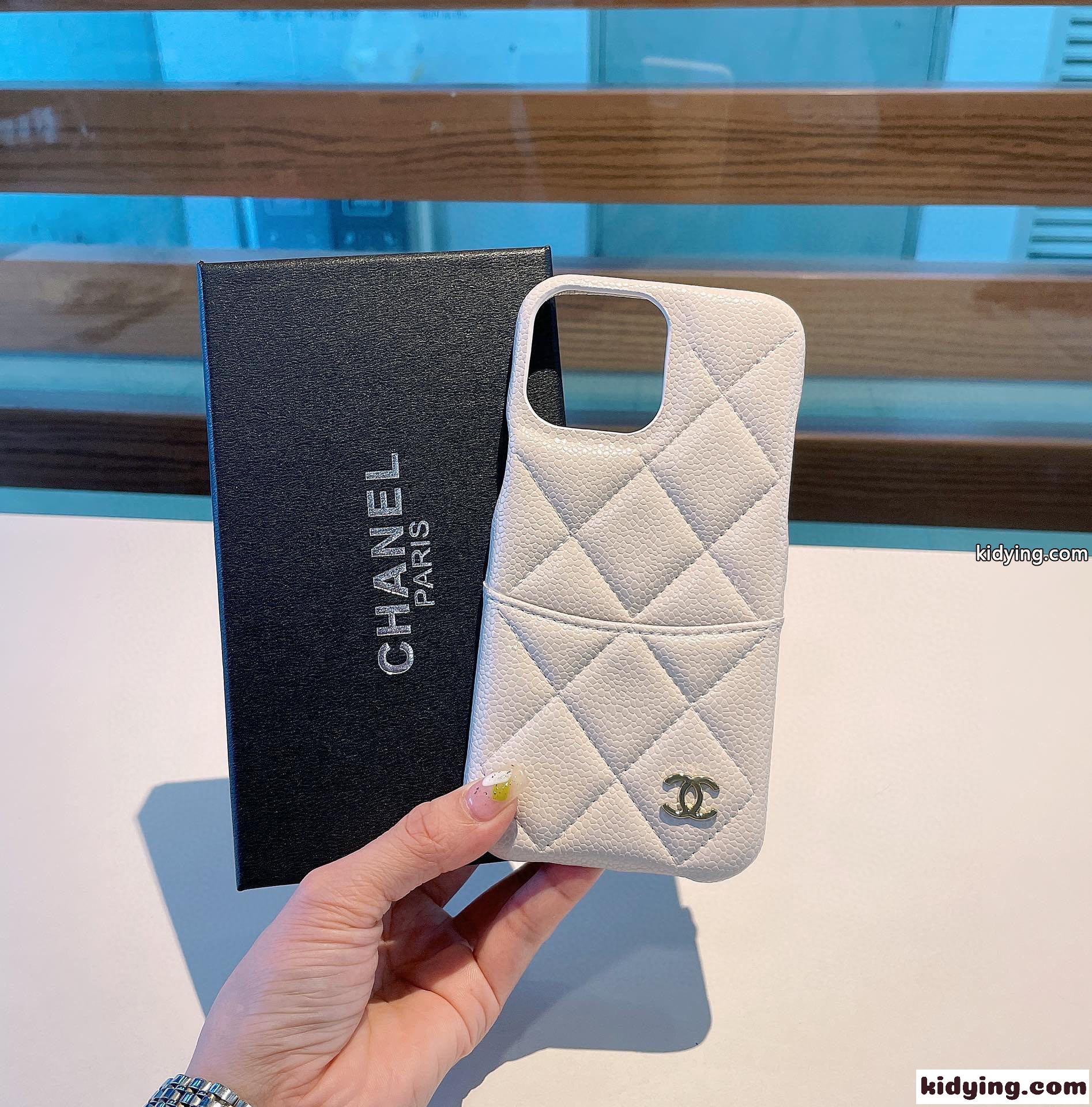 シャネル アイフォンケース コピー グレインレザー キルティング CCマーク カード収納-2