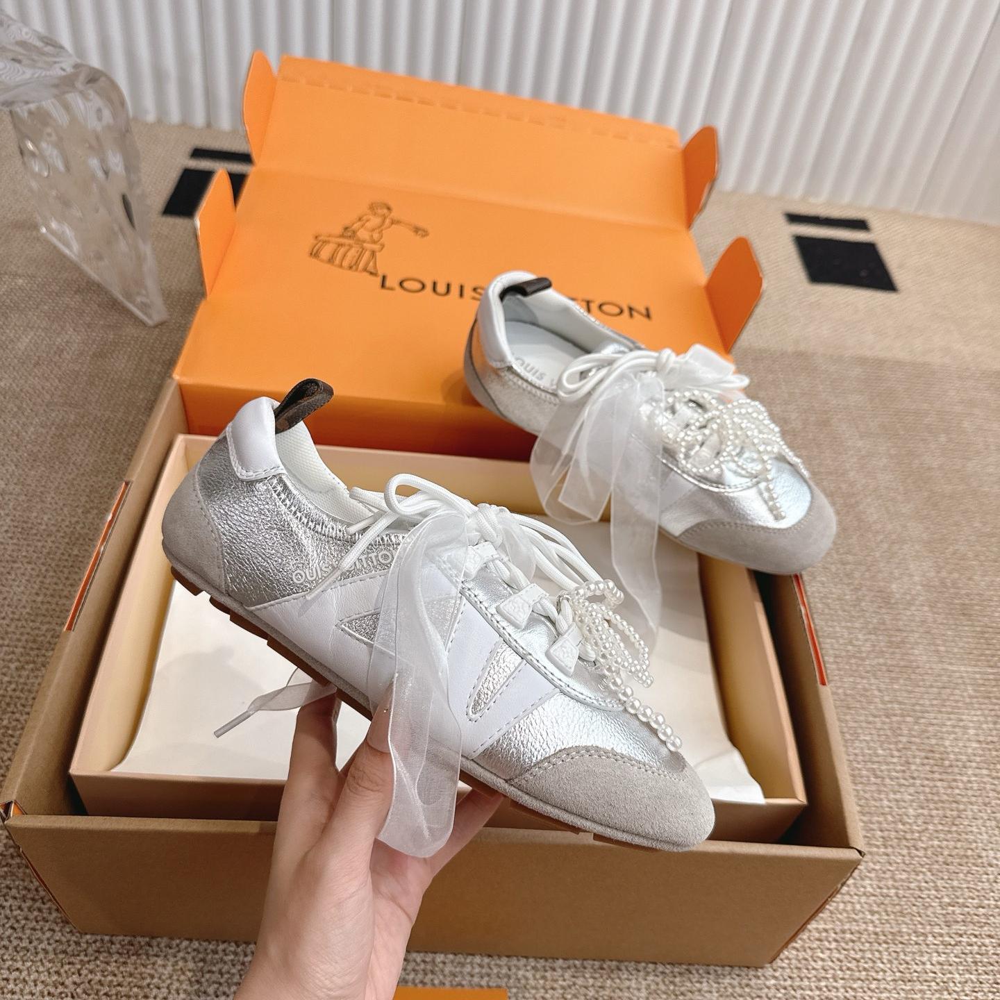 メタリックレザー LV スニーカリーナ ルイ・ヴィトン スニーカー スーパーコピー-0