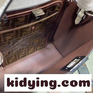 ​FENDI peekabooのアップグレード版ハンドバッグは 柔らかくて小さな牛革 フェンディ バッグ 一覧 コピー-2