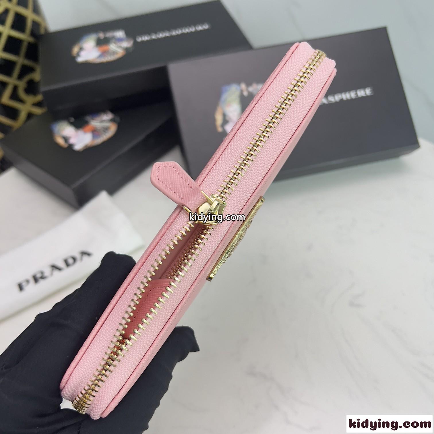 プラダ 財布 コピー 大容量 使いやすい レディース 長財布 小銭入れ ラウンドファスナー ピンク-1