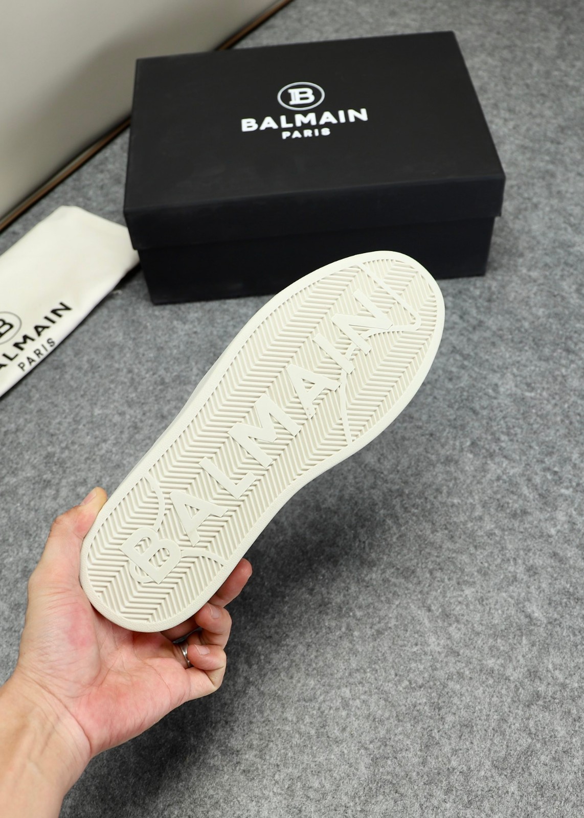 カジュアル B-Skate ハイトップスニーカー バルマン スニーカー コピー-4