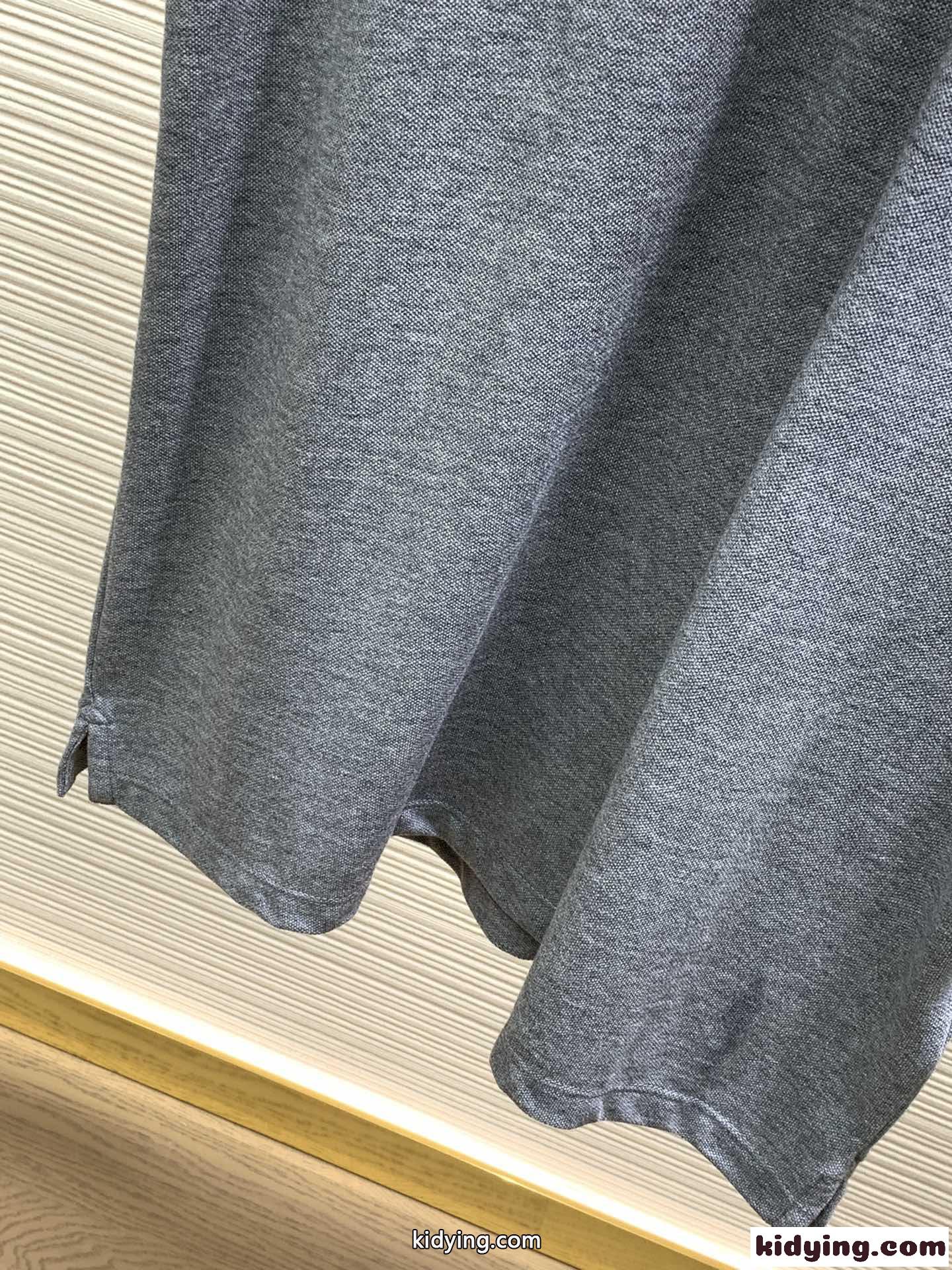 カジュアル 快適 コットンピケ 半袖 ポロシャツ モンクレール Tシャツ コピー グレー-4