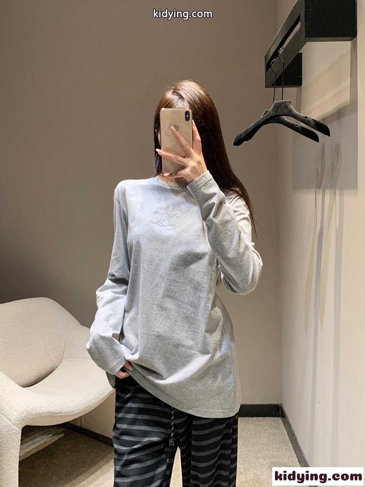 シンプル コットン 長袖Tシャツ セリーヌ Tシャツ コピー クルーネック グレー-0