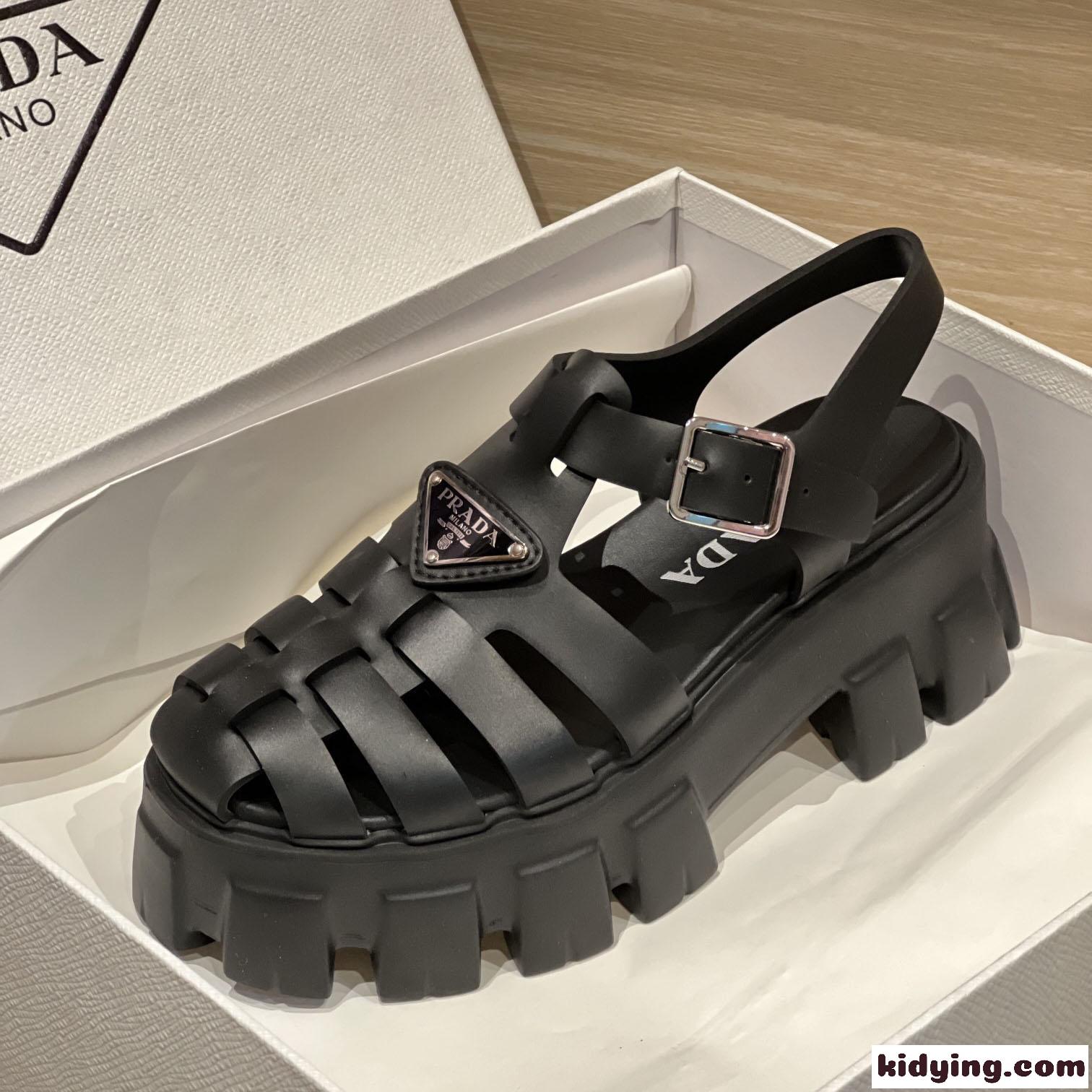 人気 軽量 厚底 合わせやすい プラダ サンダル コピー レディースシューズ ブラック-1