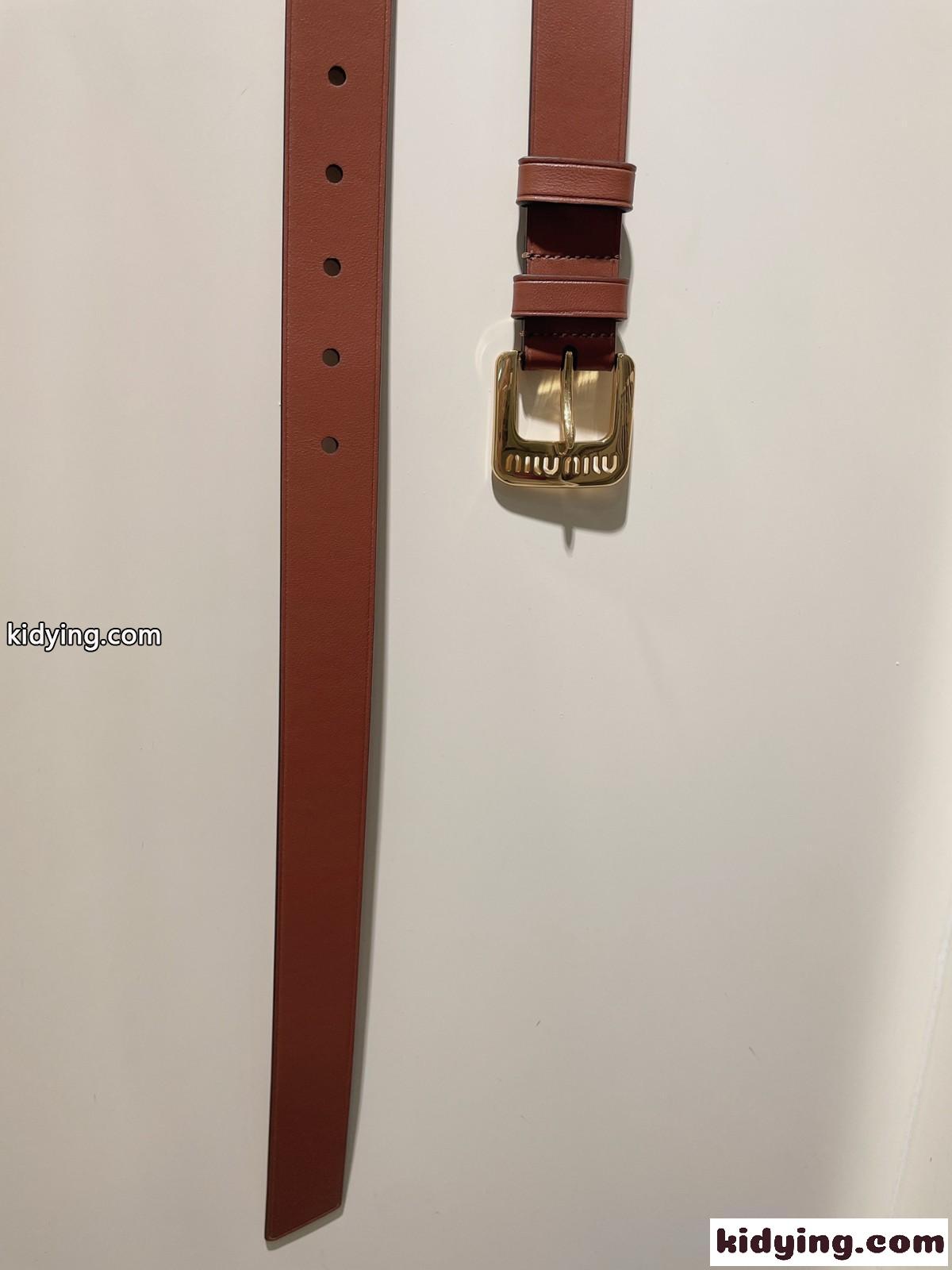 ミュウミュウ ベルト コピー シンプル 合わせやすい レザーベルト-1