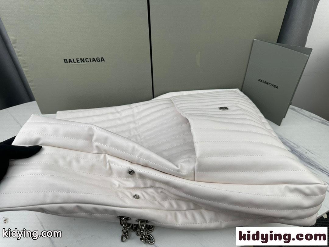 バレンシアガ モナコ ラージ チェーンバッグ キルテッド スーパーコピー シルバー金具-4