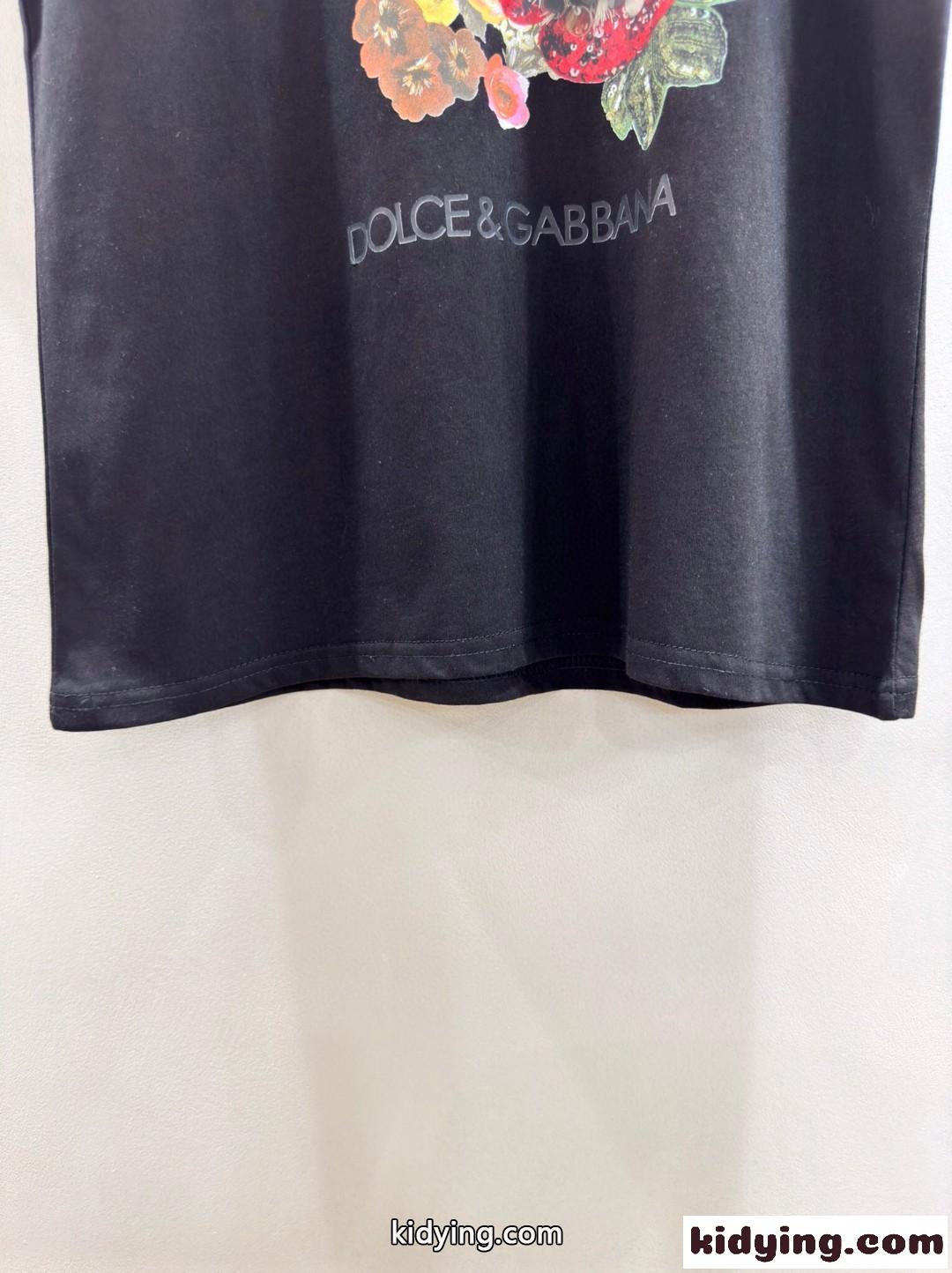 カジュアル おしゃれ プリント 半袖Tシャツ ドルチェ&ガッバーナ Tシャツ コピー ブラック-2