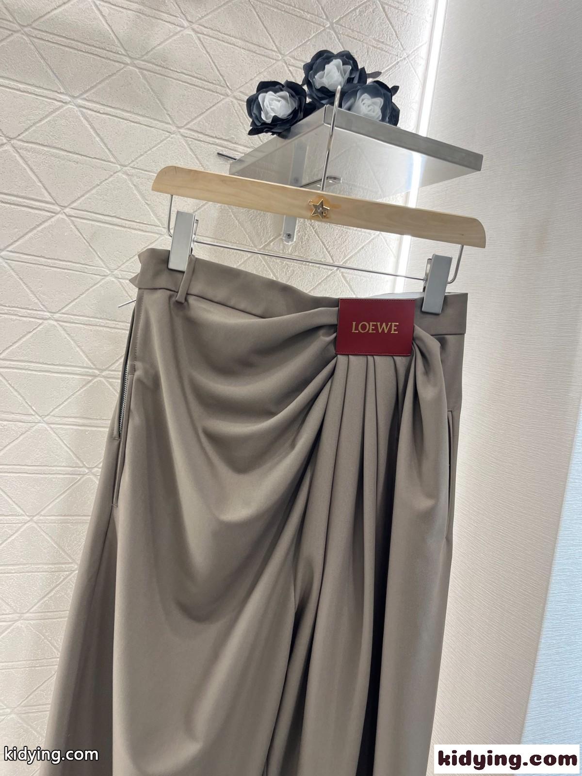 上品 エレガント ロングパンツ ロエベ パンツ コピー レディース カーキ-2