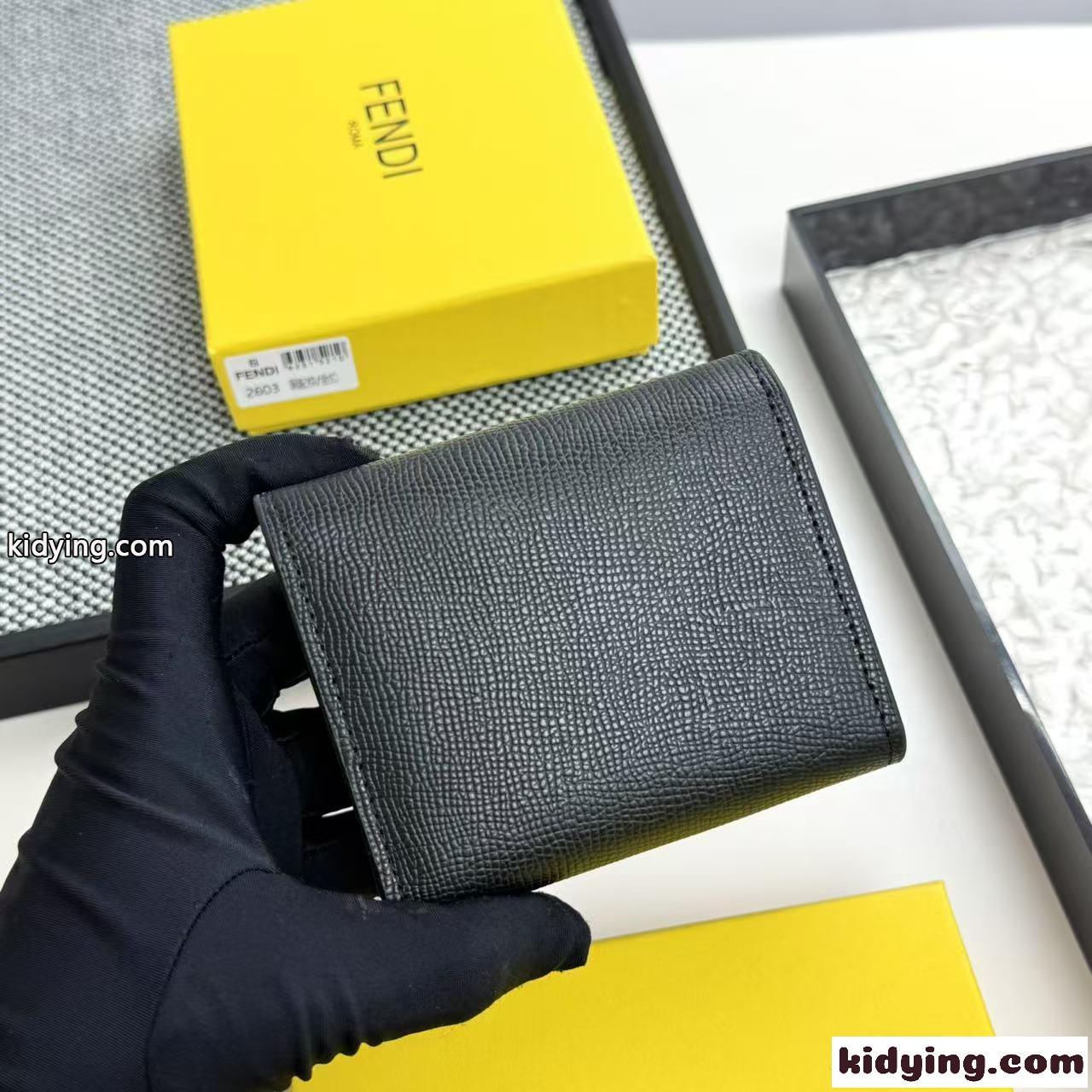 フェンディ 財布 スーパーコピー 人気 コンパクト 三つ折り財布 ウォレット-2
