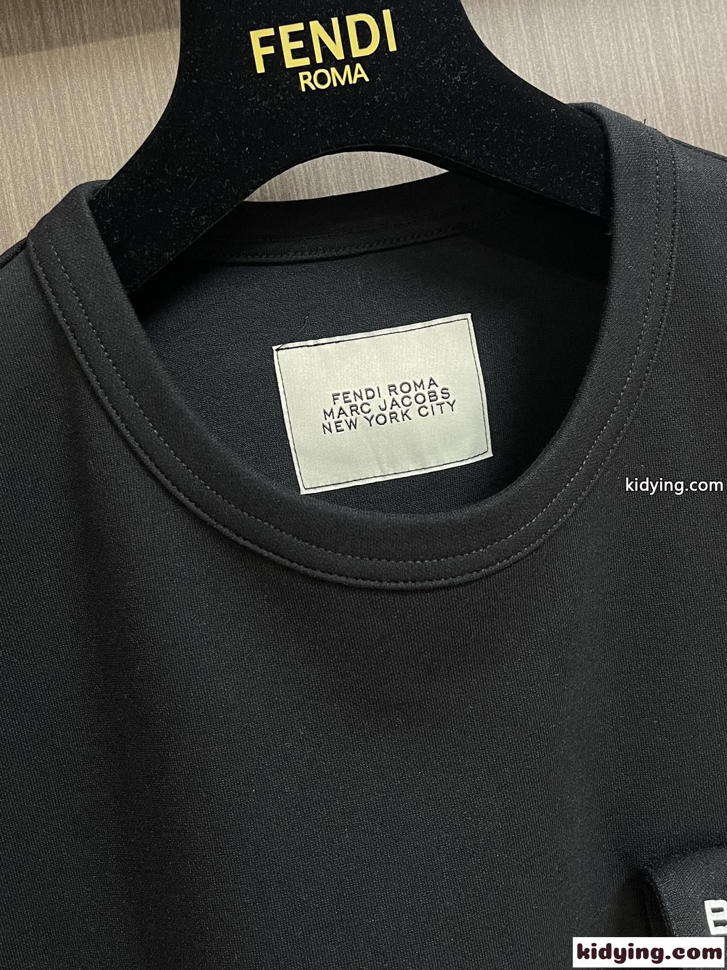 FENDI by MARC JACOBS ブラックコットンTシャツ フェンディ Tシャツ コピー メンズ-4