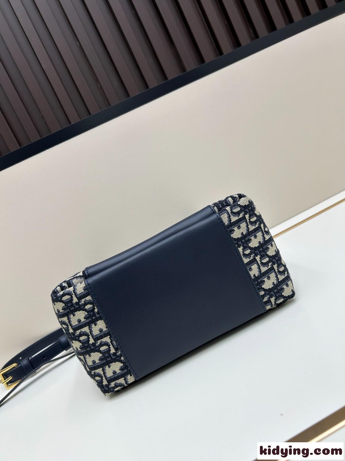 ディオール Signature バケットバッグ スモール コピー レディースバッグ ジャガード＆レザー-3