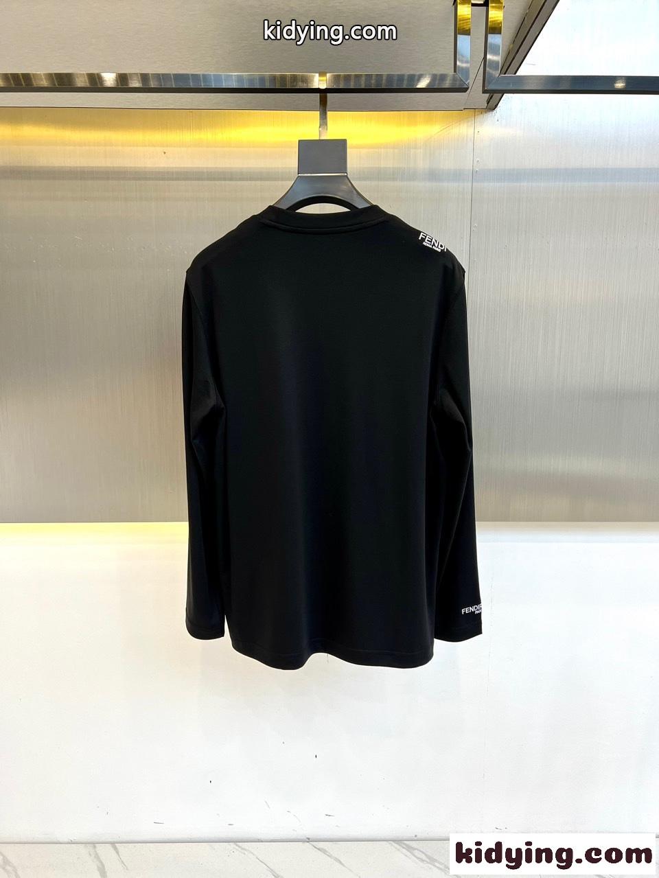 シンプル クルーネック フェンディ Tシャツ コピー 長袖Tシャツ ブラック-4