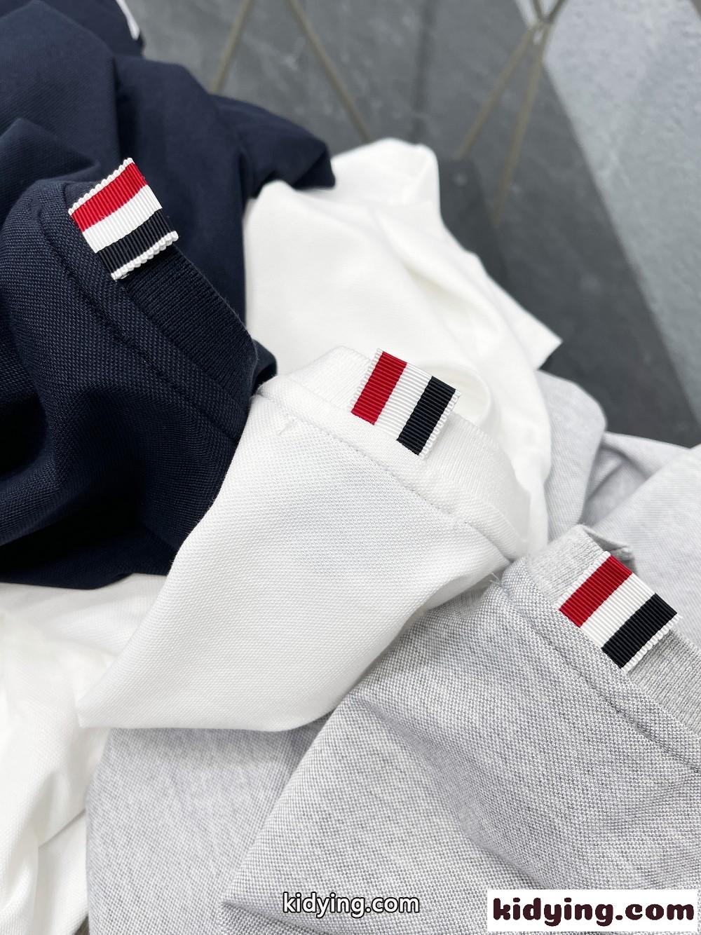 トムブラウン tシャツ コピー 半袖 高級感 コットン 男女兼用 人気 クルーネック 定番 トップス-4