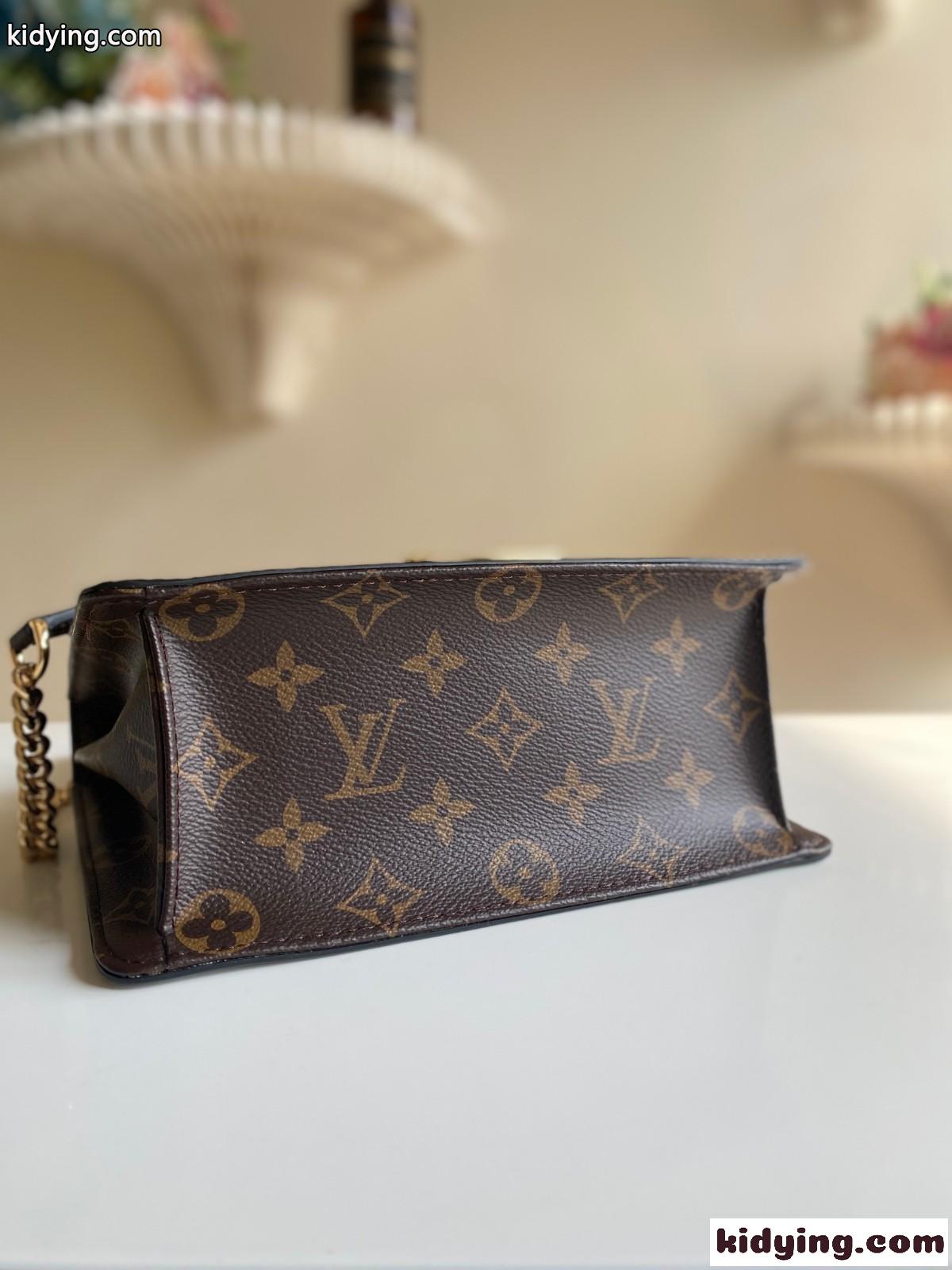M90516 LV ルイヴィトン ワインウッド モノグラムヴェルニ バッグ スーパーコピー シルバー-3