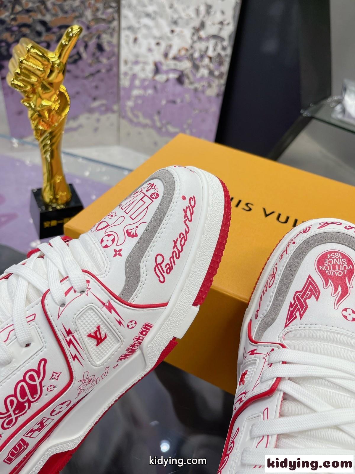 大人気 目を惹く ルイヴィトン スーパーコピー LV トレイナー・ライン スニーカー-3