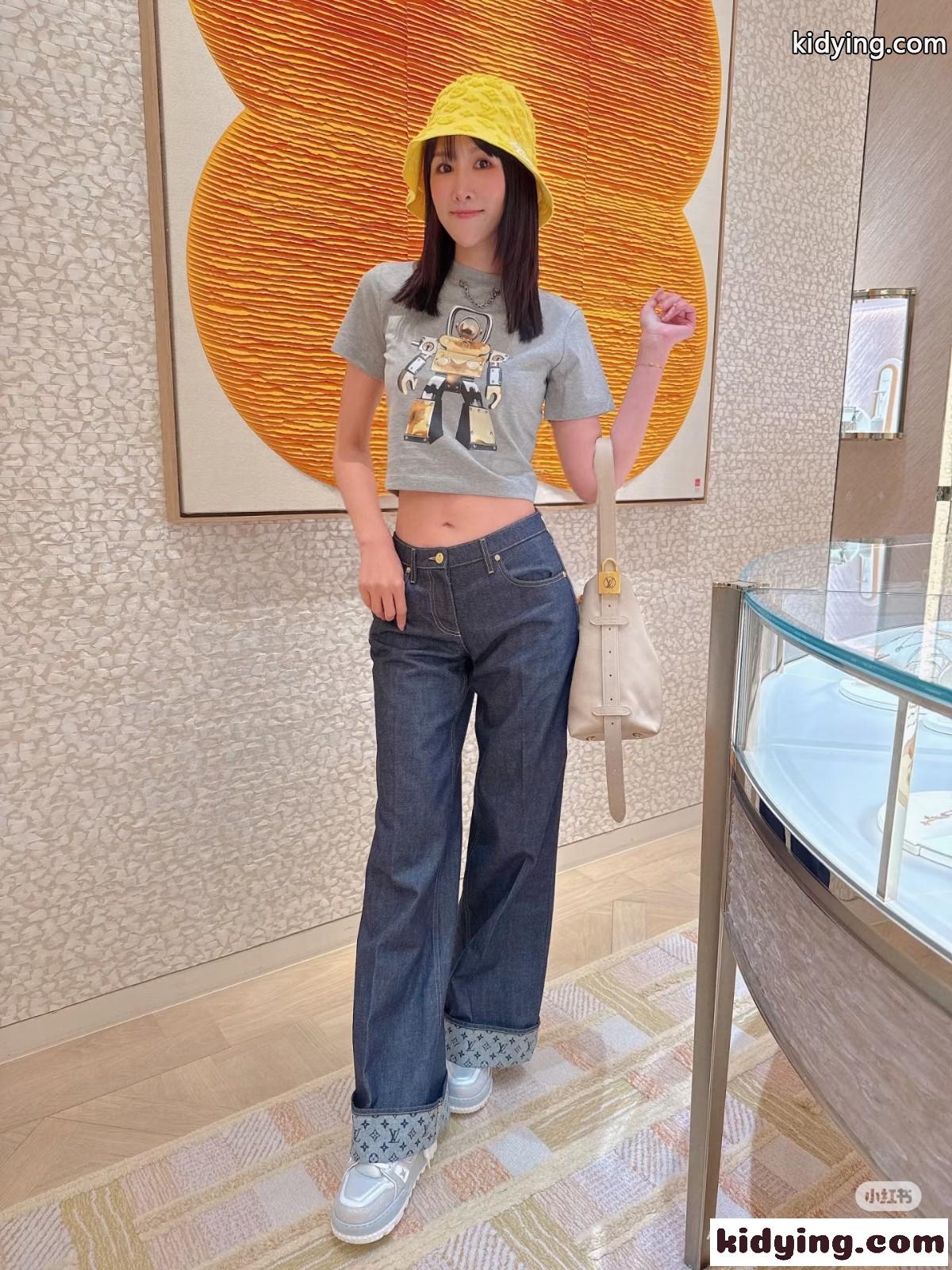 ロボット クロップトップ ルイ・ヴィトン Tシャツ スーパーコピー-4