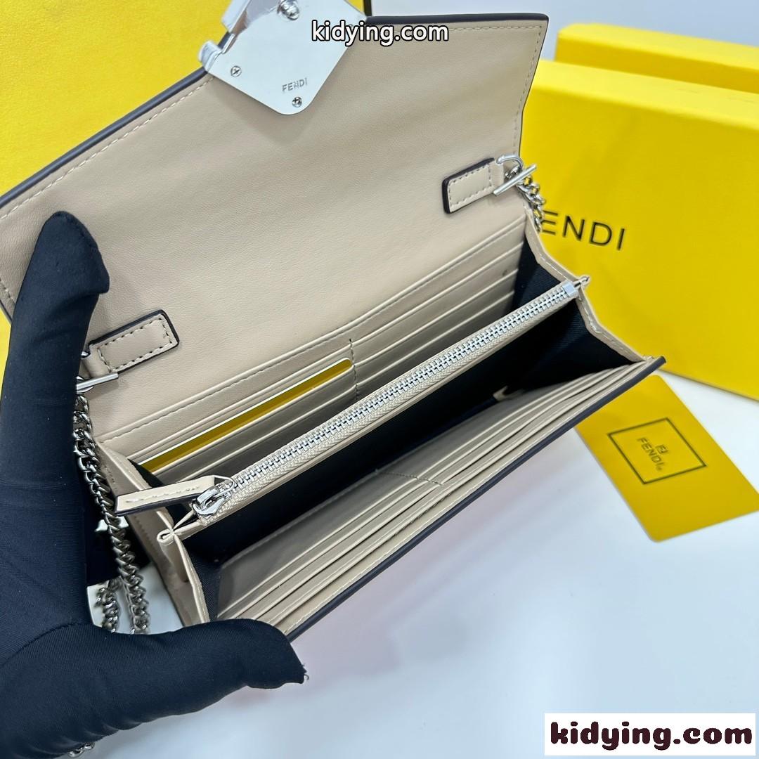 FFダイヤモンド コンチネンタル財布 フェンディ 財布 人気 コピー チェーン ウォレット-4