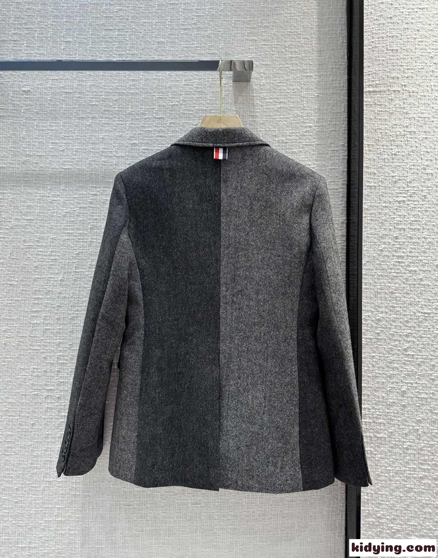 おしゃれ 上品 バイカラー トムブラウン ジャケット コピー カジュアル 長袖 アウター-4