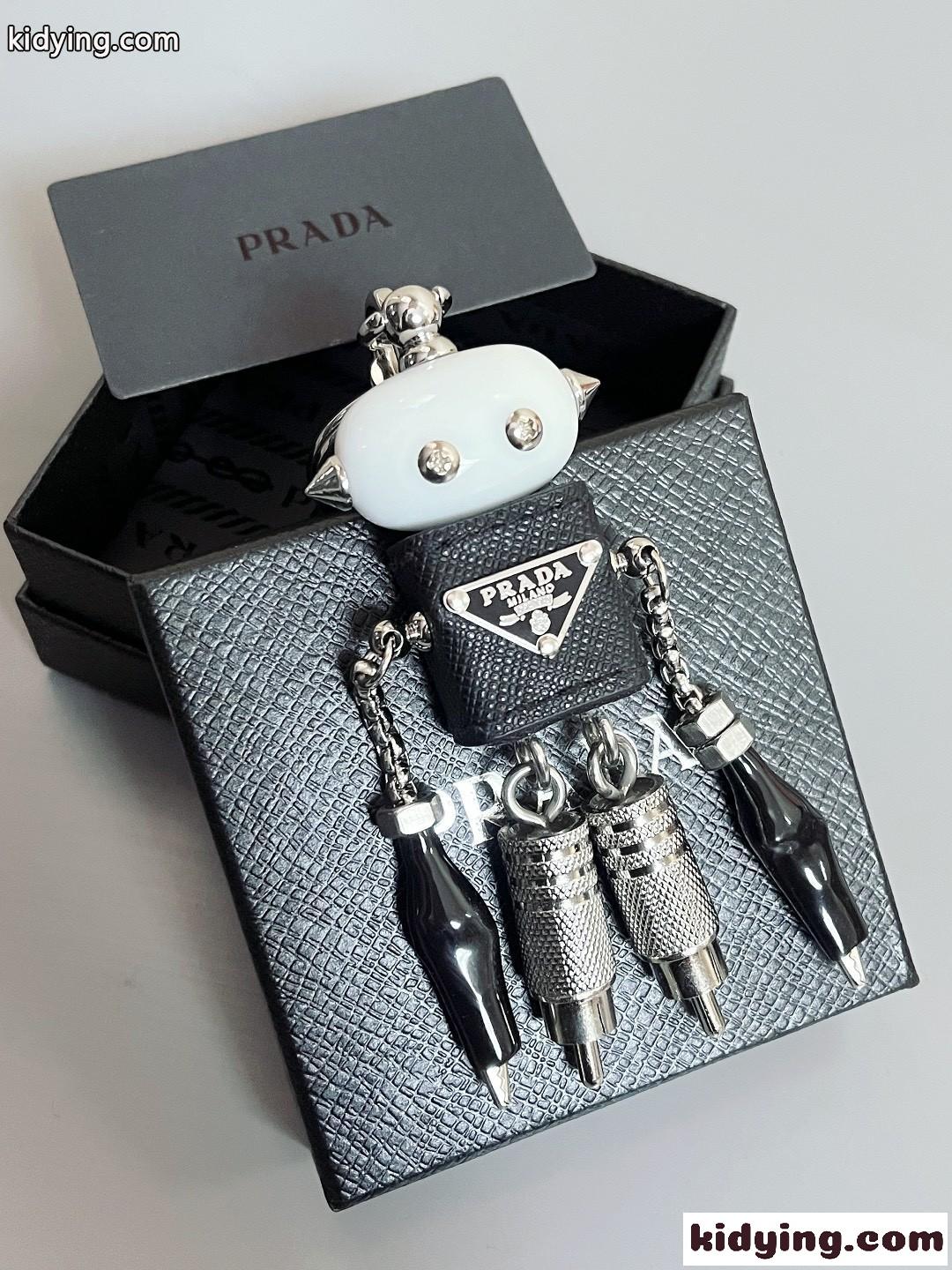 遊び心のある 大人気 バッグチャーム プラダ キーホルダー コピー キーリング ホワイト-2