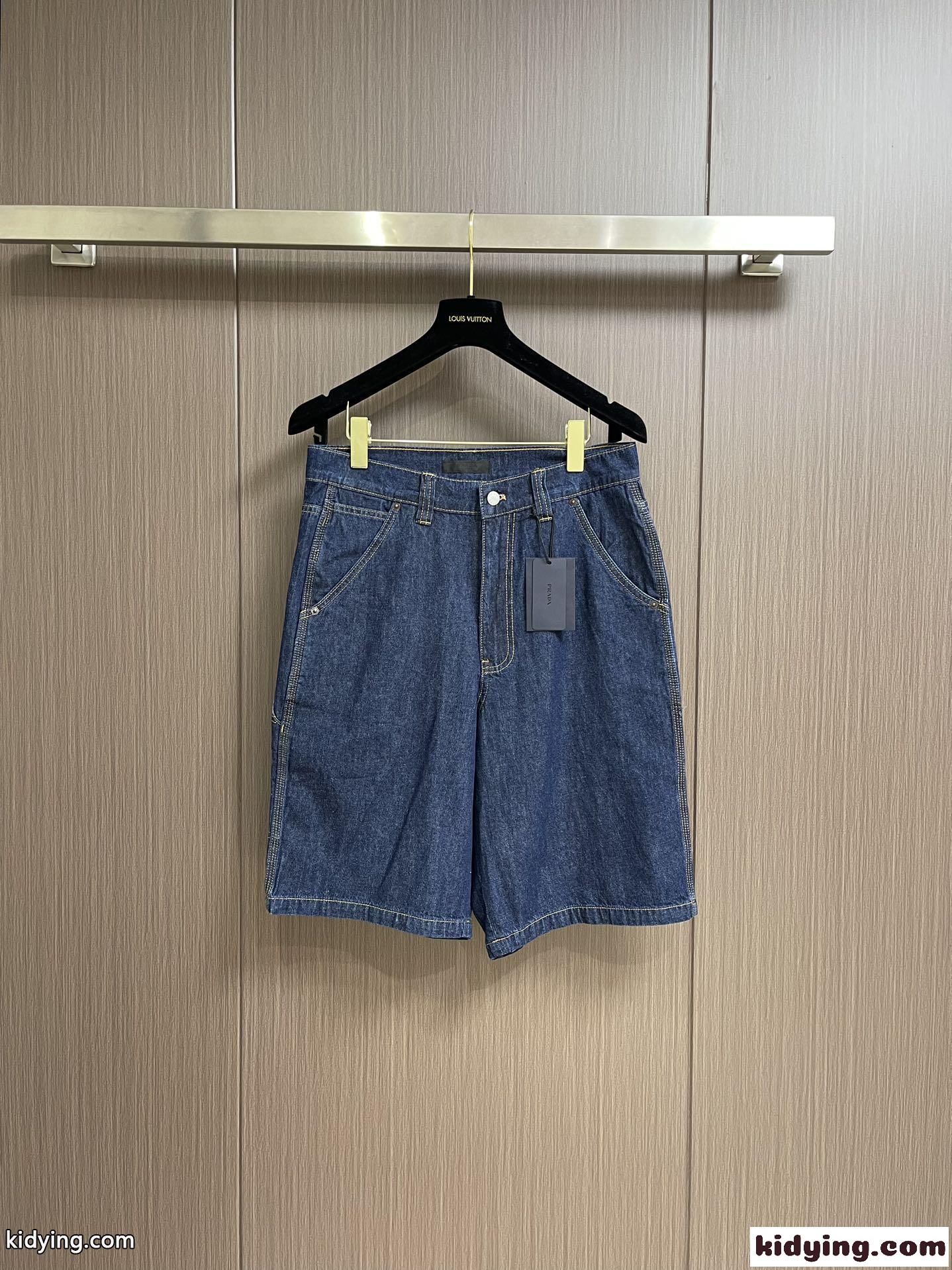 カジュアル デニム ショートパンツ プラダ パンツ コピー メンズ-1