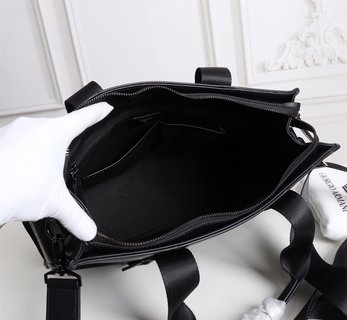​アルマーニ バッグ アマゾン コピー  アルマーニ 最新原版 輸入原版牛皮の手触りが超良くて 本物の原版の品質,膨大な空間です-1