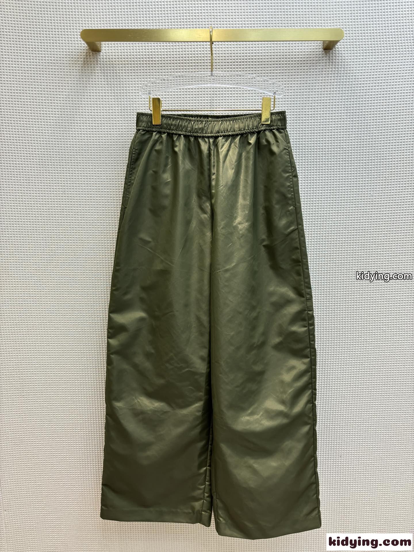 人気 ナイロンパンツ プラダ パンツ コピー ワイドレッグ カジュアルパンツ-2