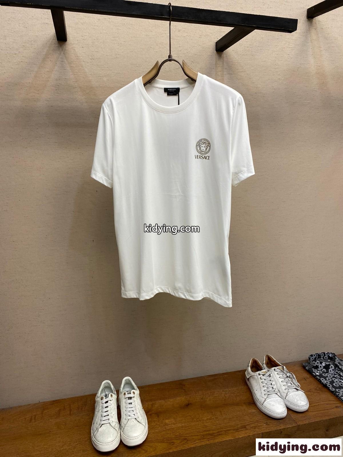 ベーシック カジュアル ヴェルサーチェ Tシャツ スーパーコピー 半袖Tシャツ ホワイト-0