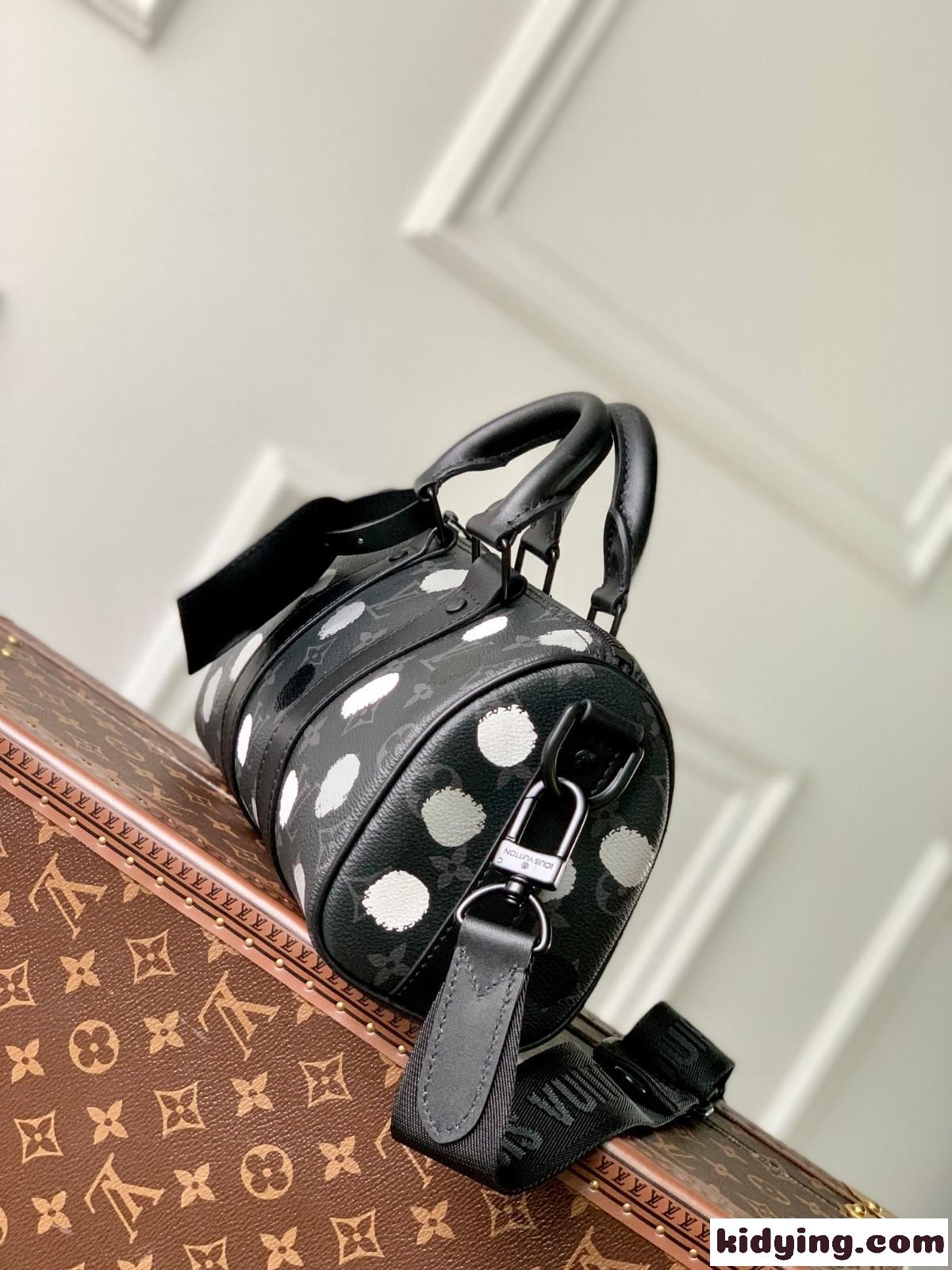 M46406 LV × YK キーポル・バンドリエール 25 ルイ・ヴィトン バッグ コピー メンズ-1
