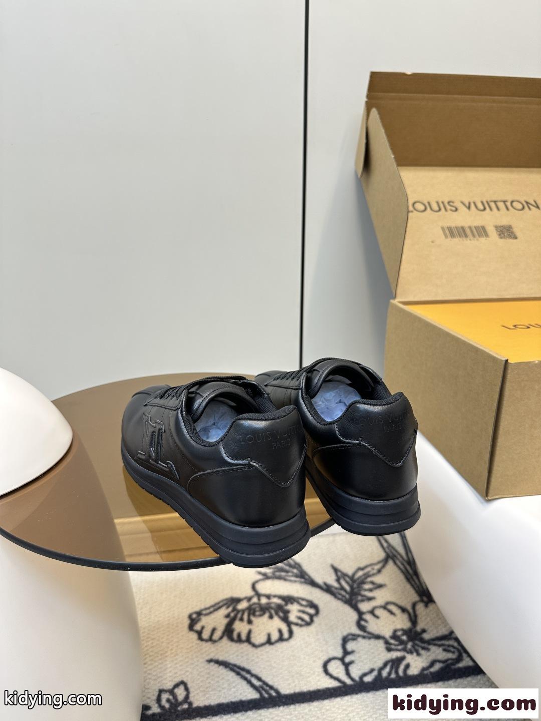 新作 LV バターソフト スニーカー ルイ・ヴィトン スーパーコピー ブラック-1