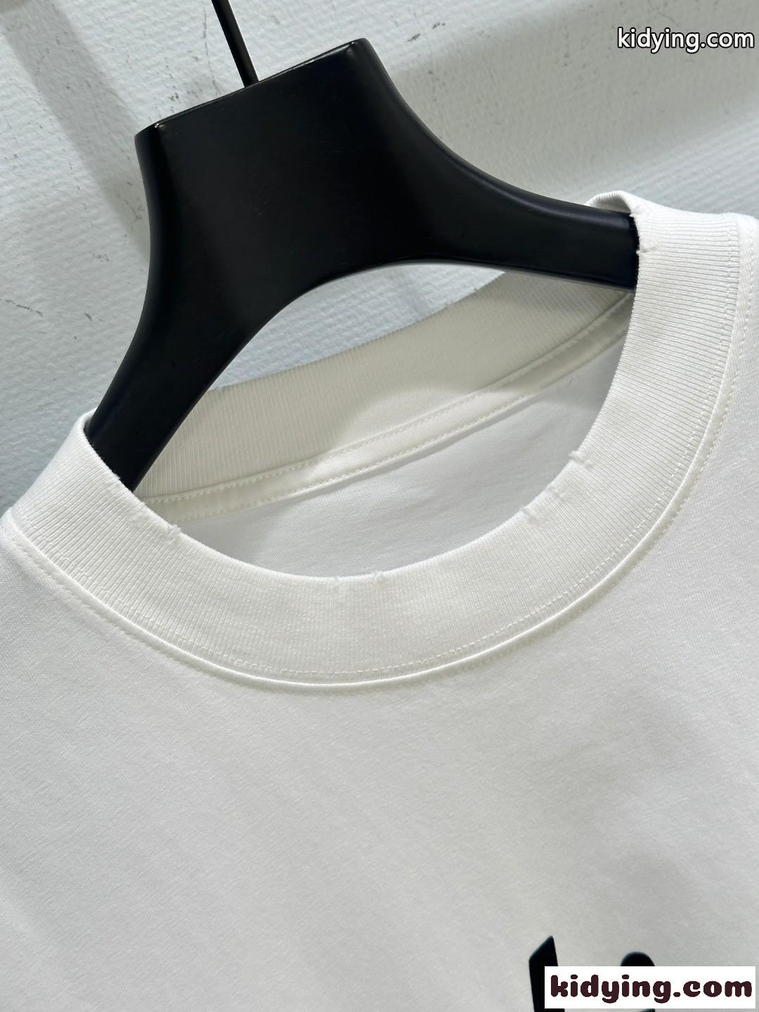 ユニセックス ゆったり 半袖Tシャツ セリーヌ Tシャツ コピー クルーネック ホワイト-1