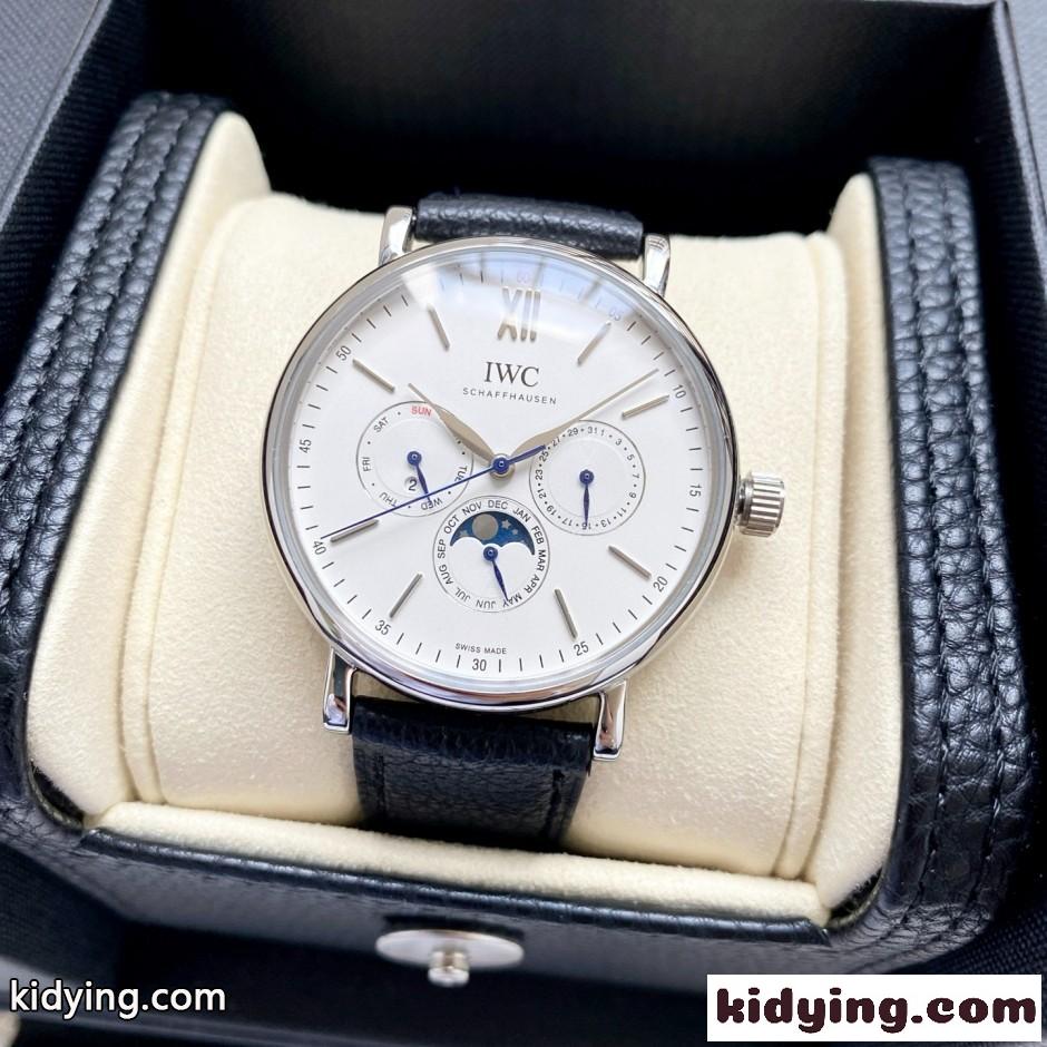 洗練された クラシック IWC 多機能 ウォッチ ウォッチファインダー 時計 偽物-0