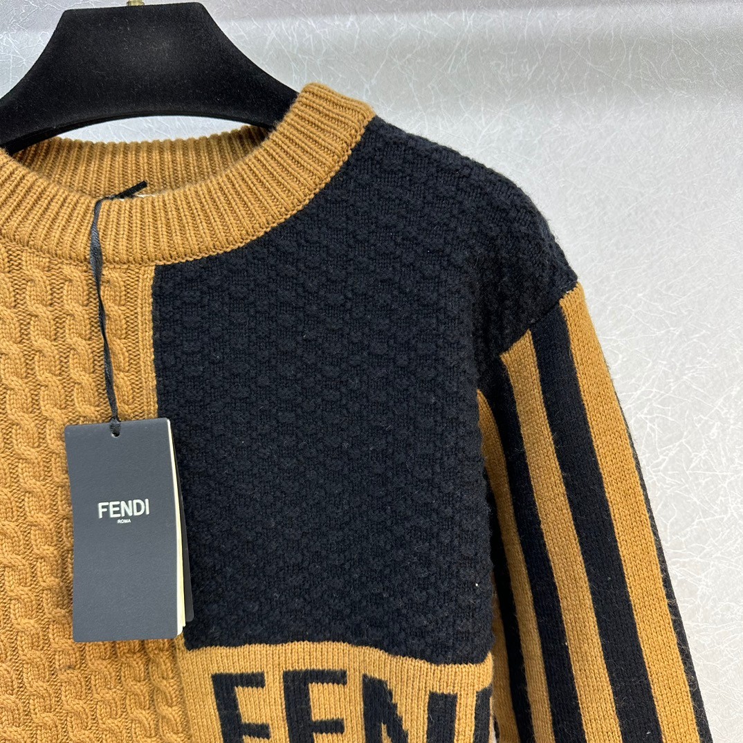 おしゃれ 合わせやすい クルーネック フェンディ セーター コピー ロゴ入り-1