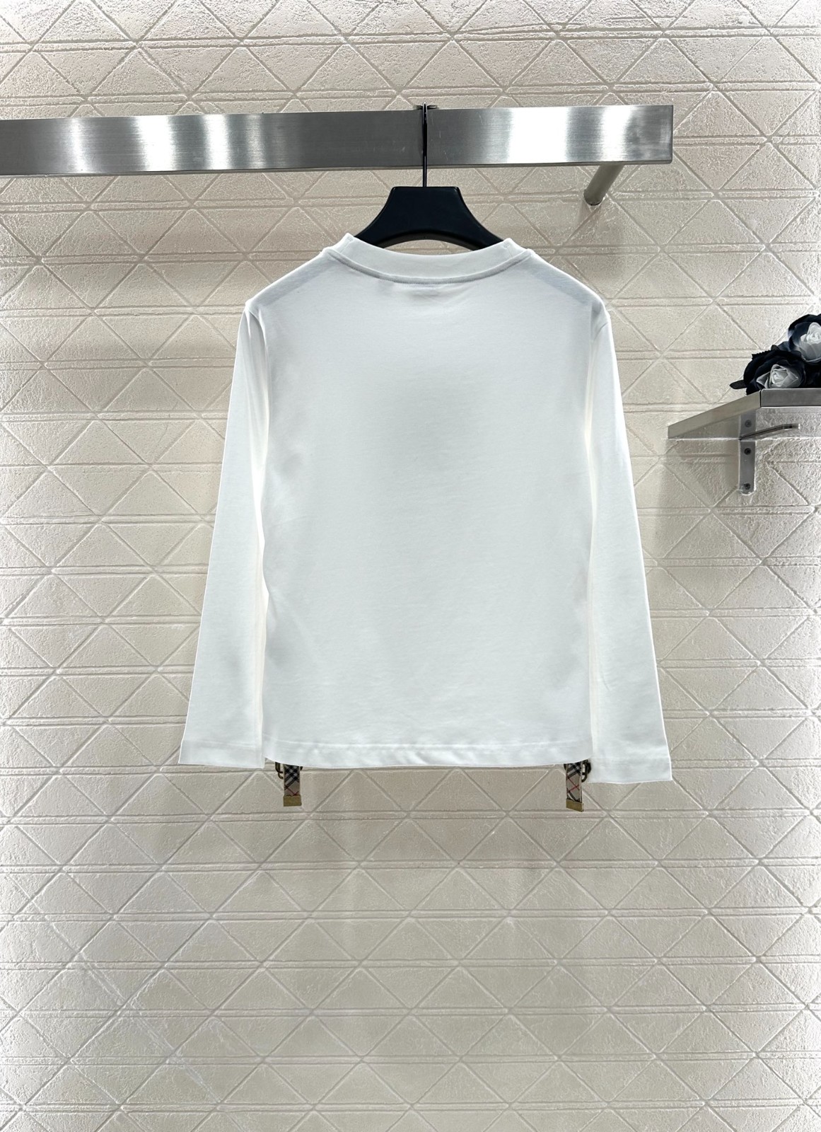 シンプル コットン ロゴ入り 長袖Tシャツ バーバリー Tシャツ コピー ホワイト-1