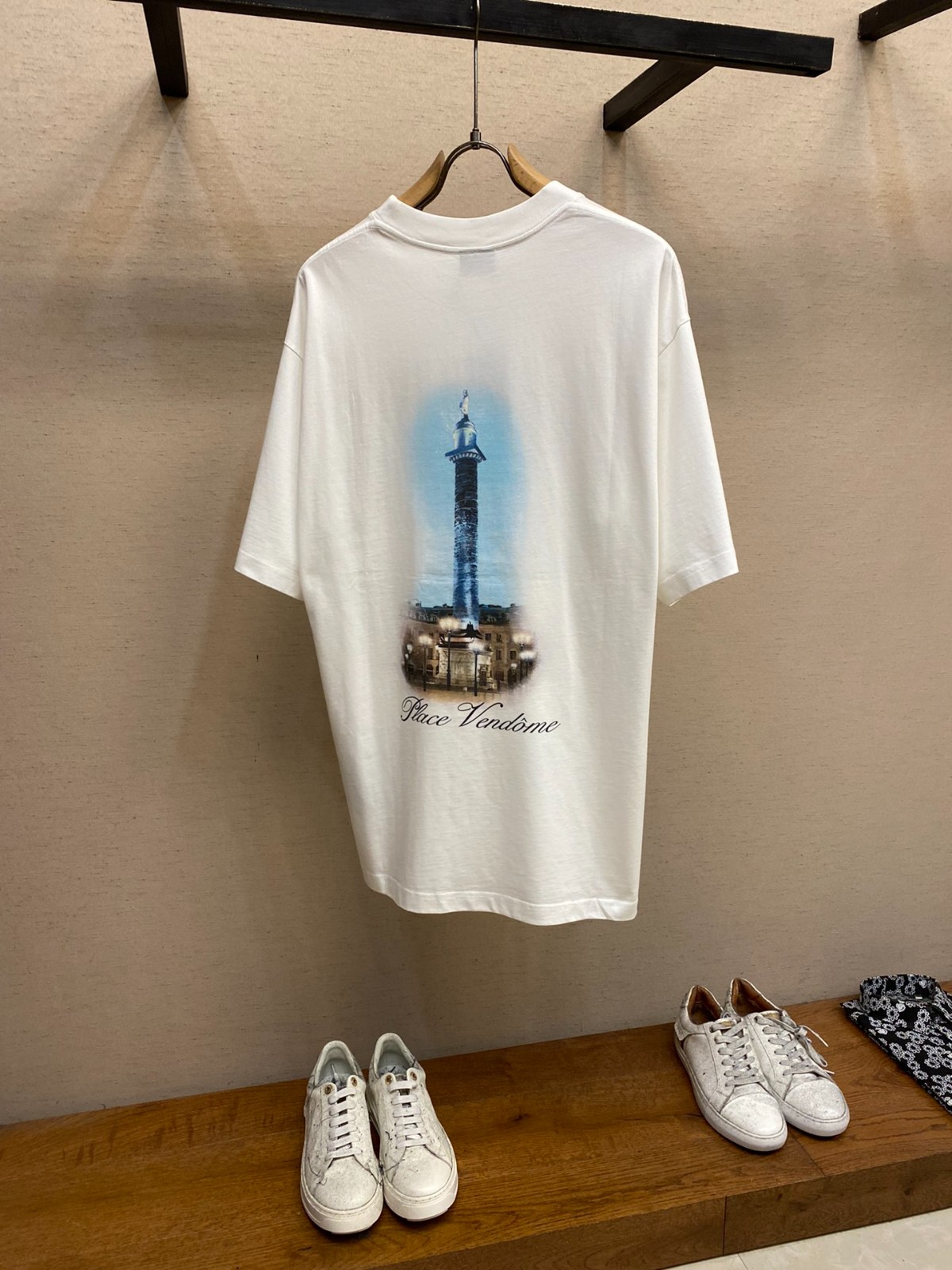 バレンシアガ Tシャツ コピー ユニセックス オーバーサイズ プリント 半袖Tシャツ ホワイト-1