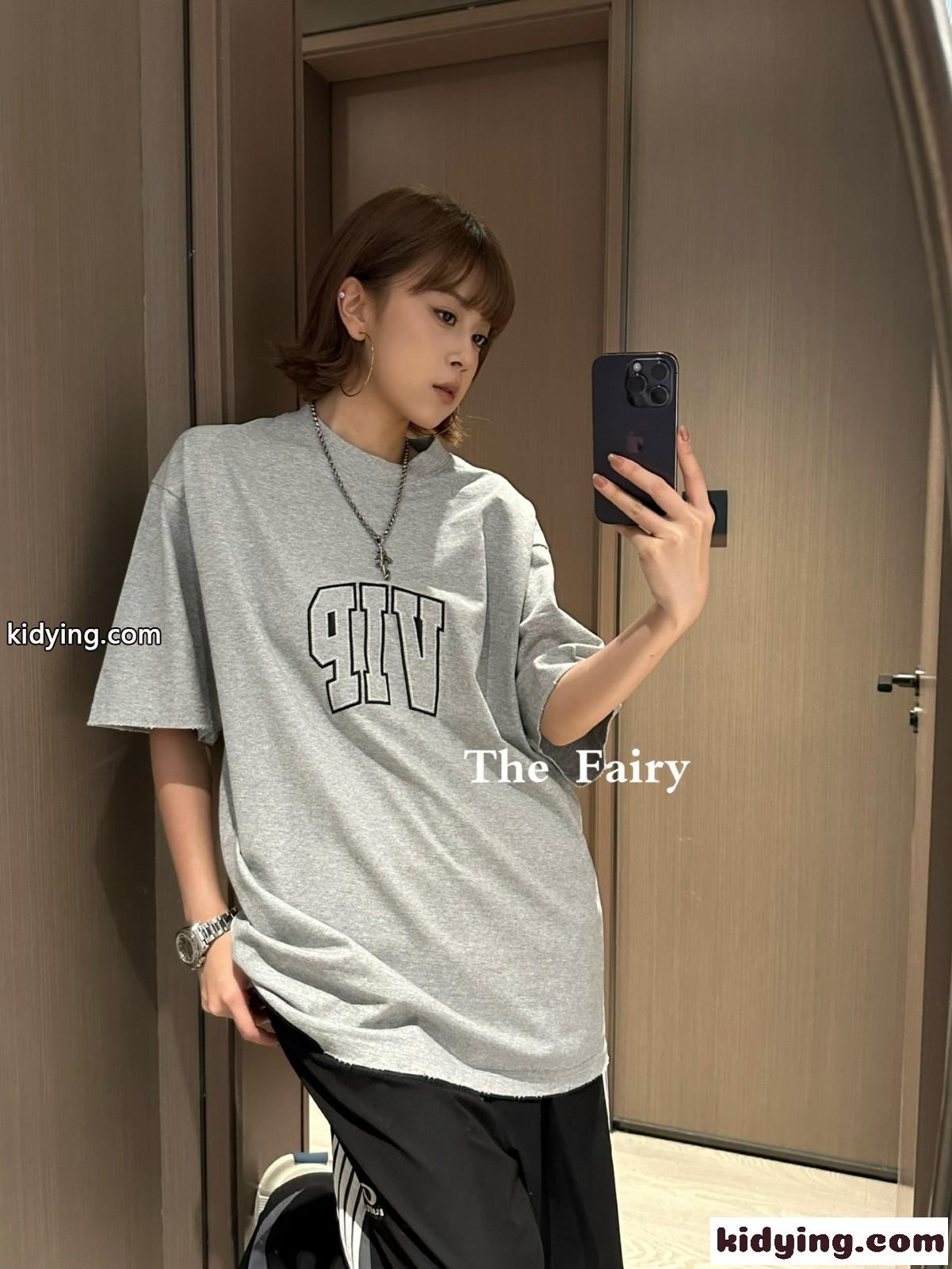 ユニセックス バレンシアガ Tシャツ コピー オーバーサイズ 半袖Tシャツ グレー-3