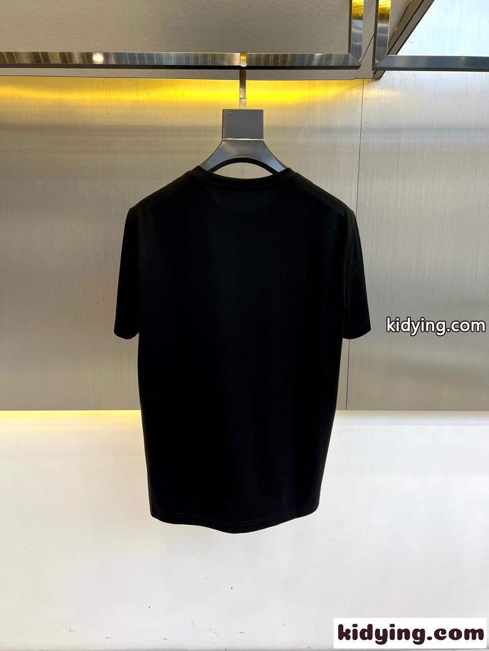 ジバンシィ Tシャツ 偽物 シンプル 快適 ロゴ入り 半袖Tシャツ ブラック-0