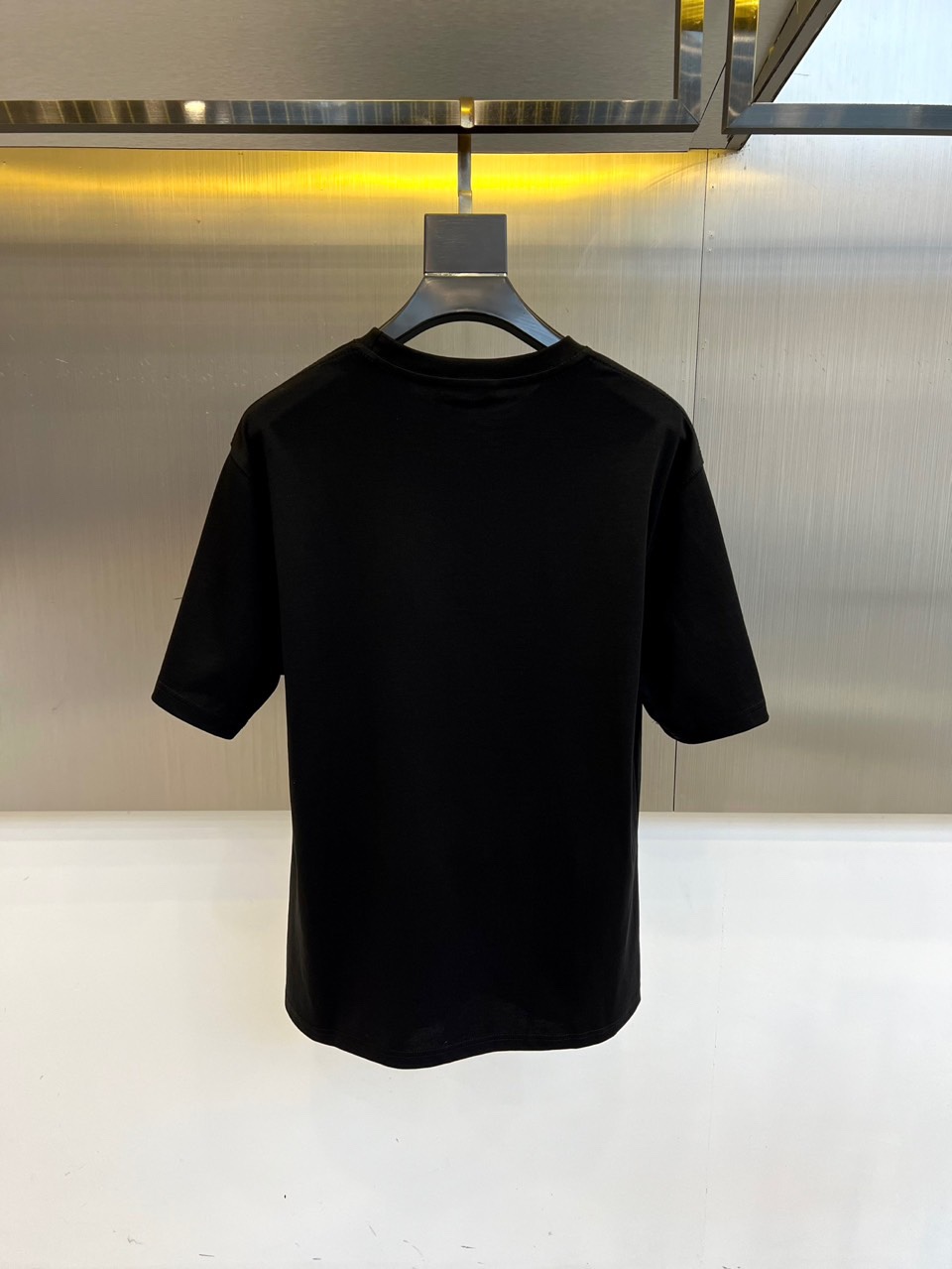 シンプル ロゴ クルーネック 半袖Tシャツ クリスチャン・ディオール Tシャツ 偽物 ブラック-0
