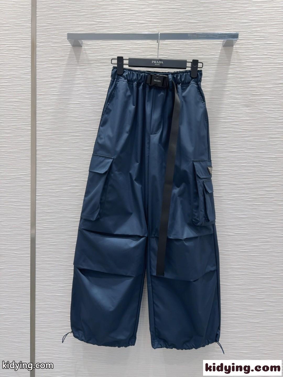 カジュアル おしゃれ カーゴパンツ プラダ パンツ 偽物 ネイビー-1