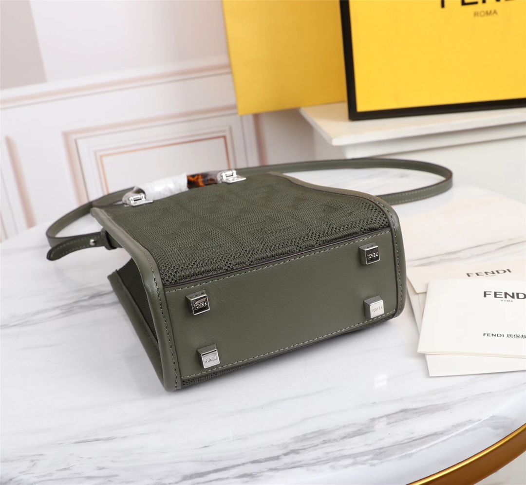 上品 新作 レディース ミニトートバッグ フェンディ バッグ 人気 コピー メッシュ 斜め掛け ショルダーバッグ グリーン-2
