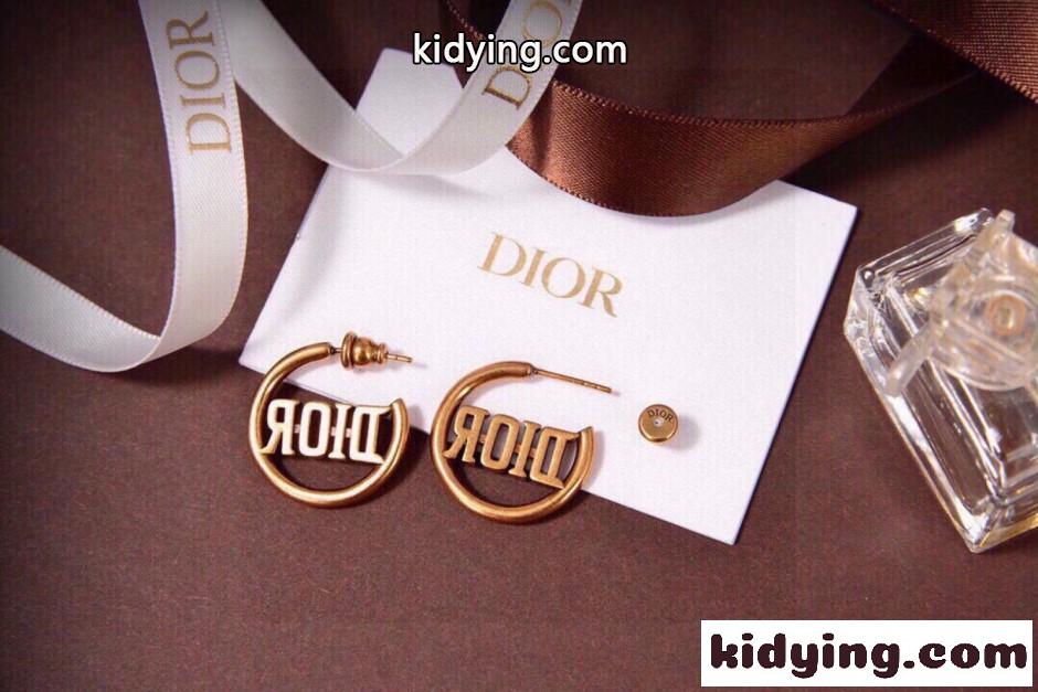 DIORロゴ フープピアス クリスチャン・ディオール イヤリング 偽物-1