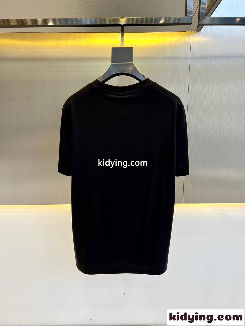 シンプル ロゴ入り 半袖Tシャツ サルヴァトーレ・フェラガモ Tシャツ コピー ブラック-4