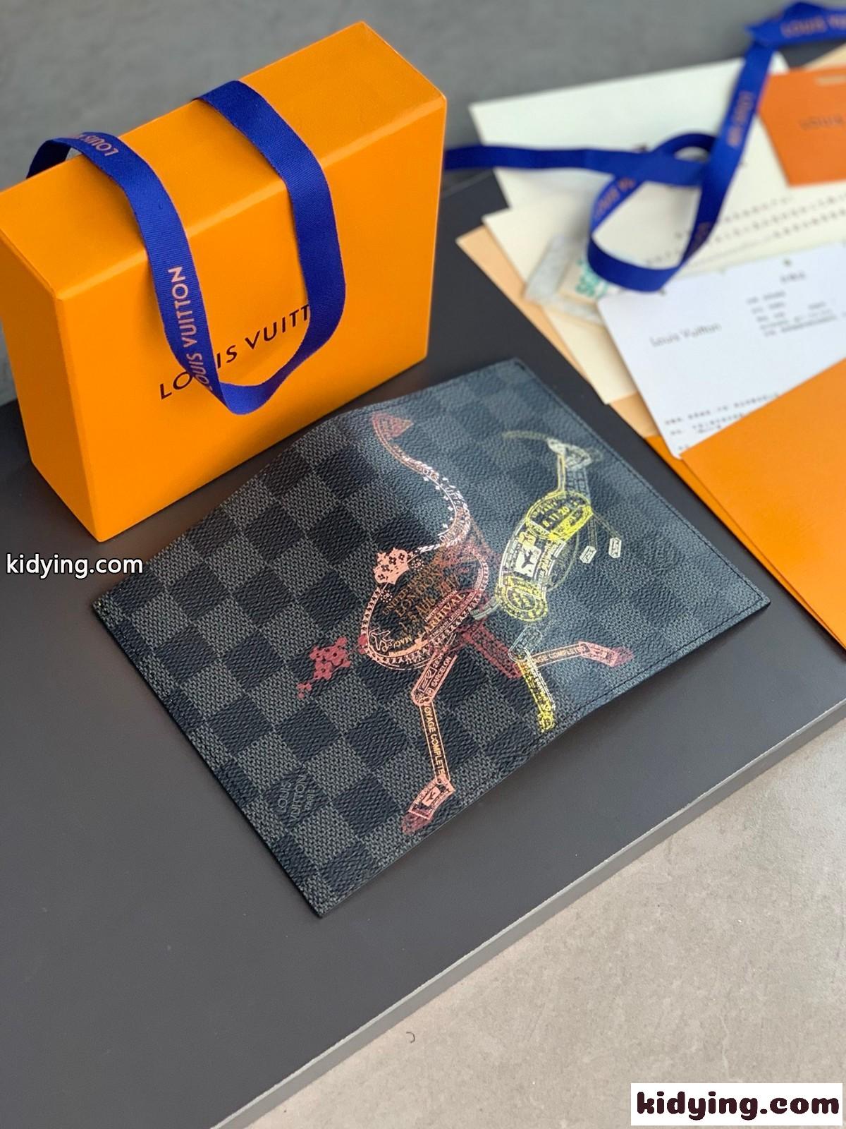 N64604 クーヴェルテュール・パスポールカバー  ルイ・ヴィトン 財布 コピー メンズ-5