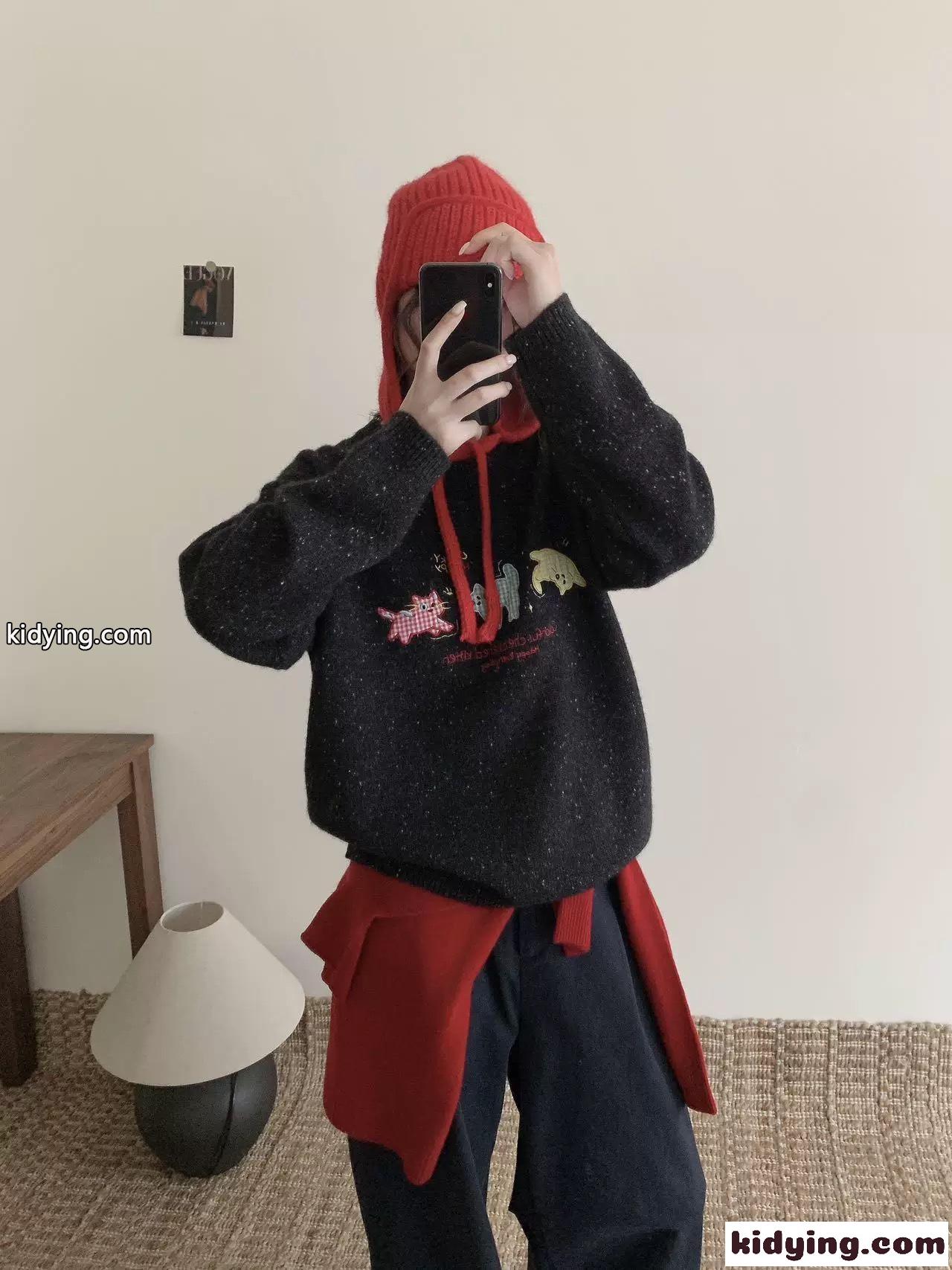 人気流行品 ロエベ セータースーパーコピー トップス ニット ネコ刺繍 可愛い 柔らかい 多色可選-1