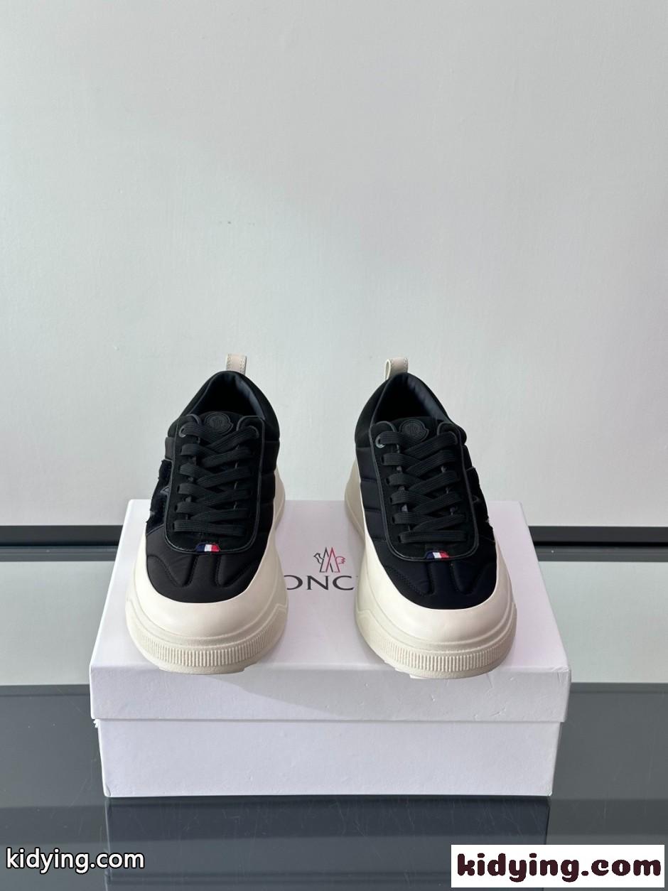 人気 洗練された モンクレール スーパーコピー Moncler Altiveスニーカー ブラック-0