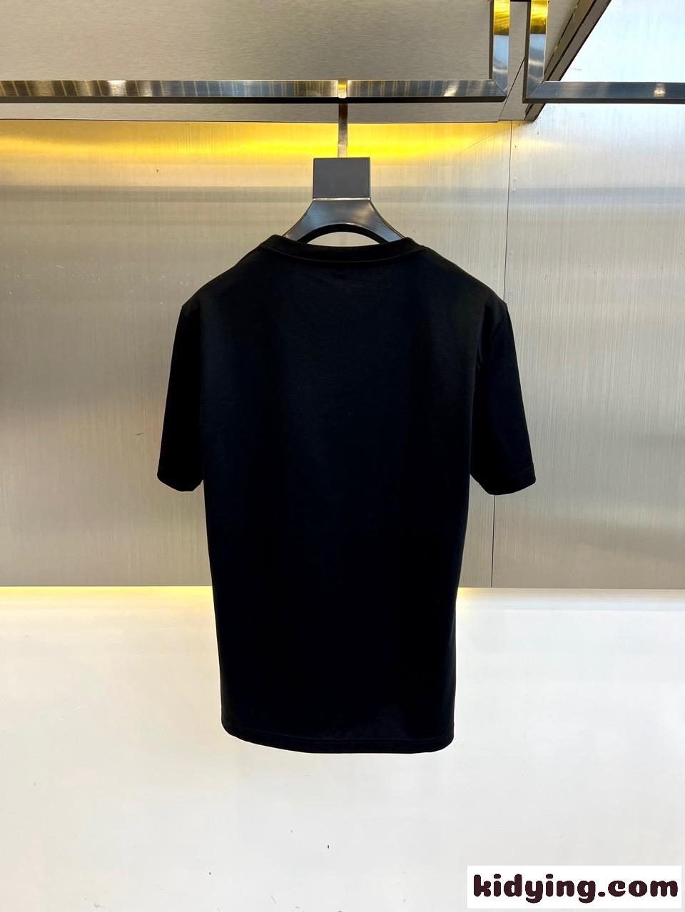 シンプル ロゴ クルーネック 半袖Tシャツ ジバンシィ Tシャツ 偽物 ブラック-3