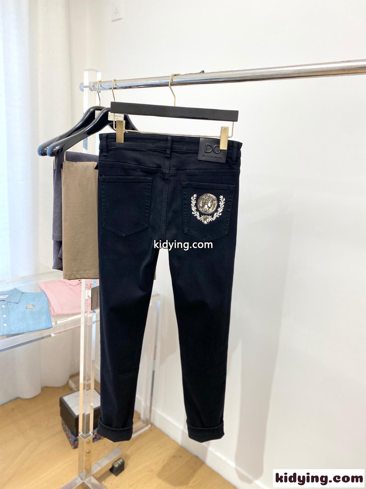 合わせやすい ドルチェ&ガッバーナ ジーンズ 偽物 ストレッチ メンズ デニムパンツ-3