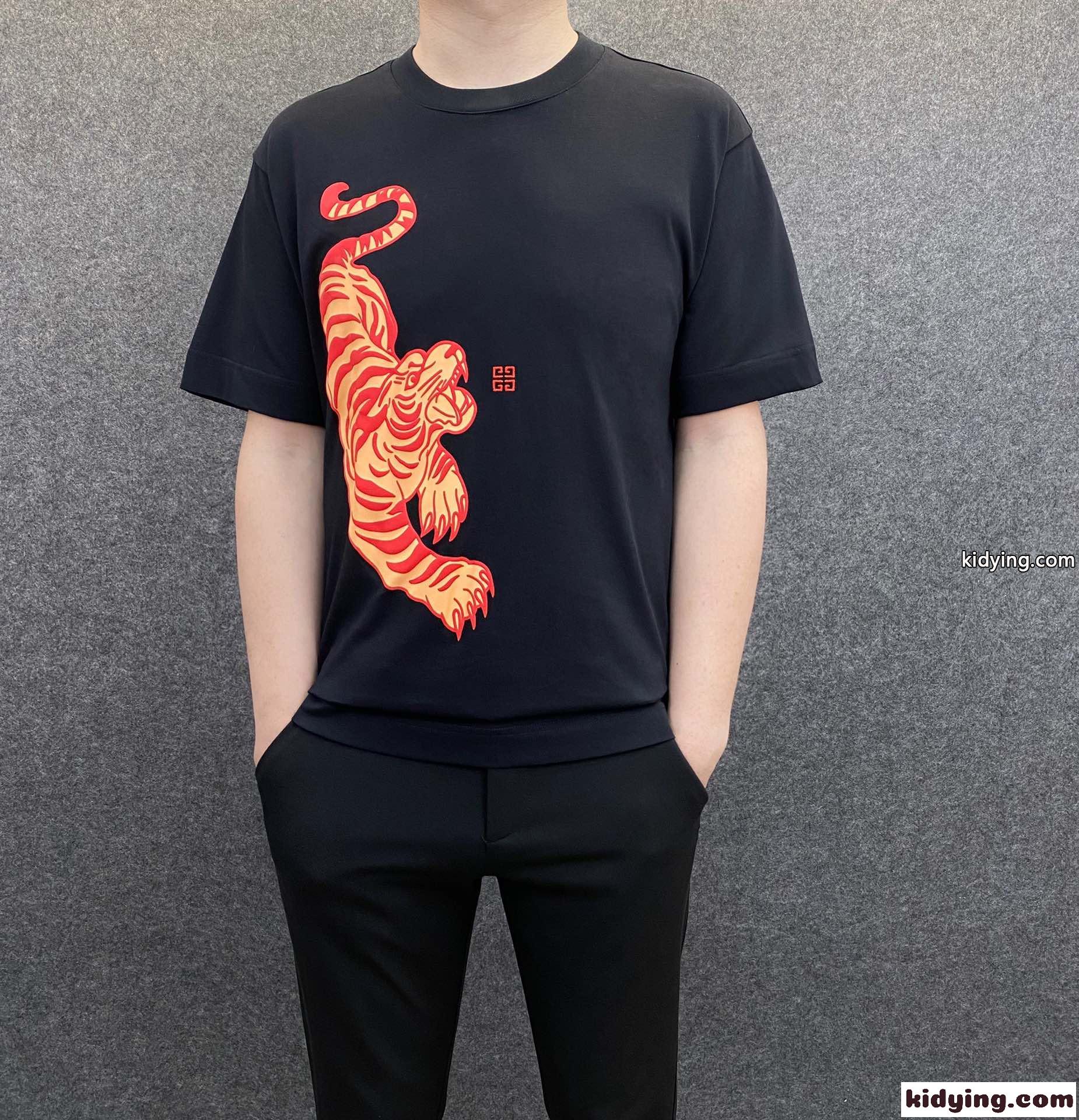 春夏 新作 カジュアル プリント クルーネック ジバンシィ Tシャツ コピー メンズ 半袖 トップス ファッション-1