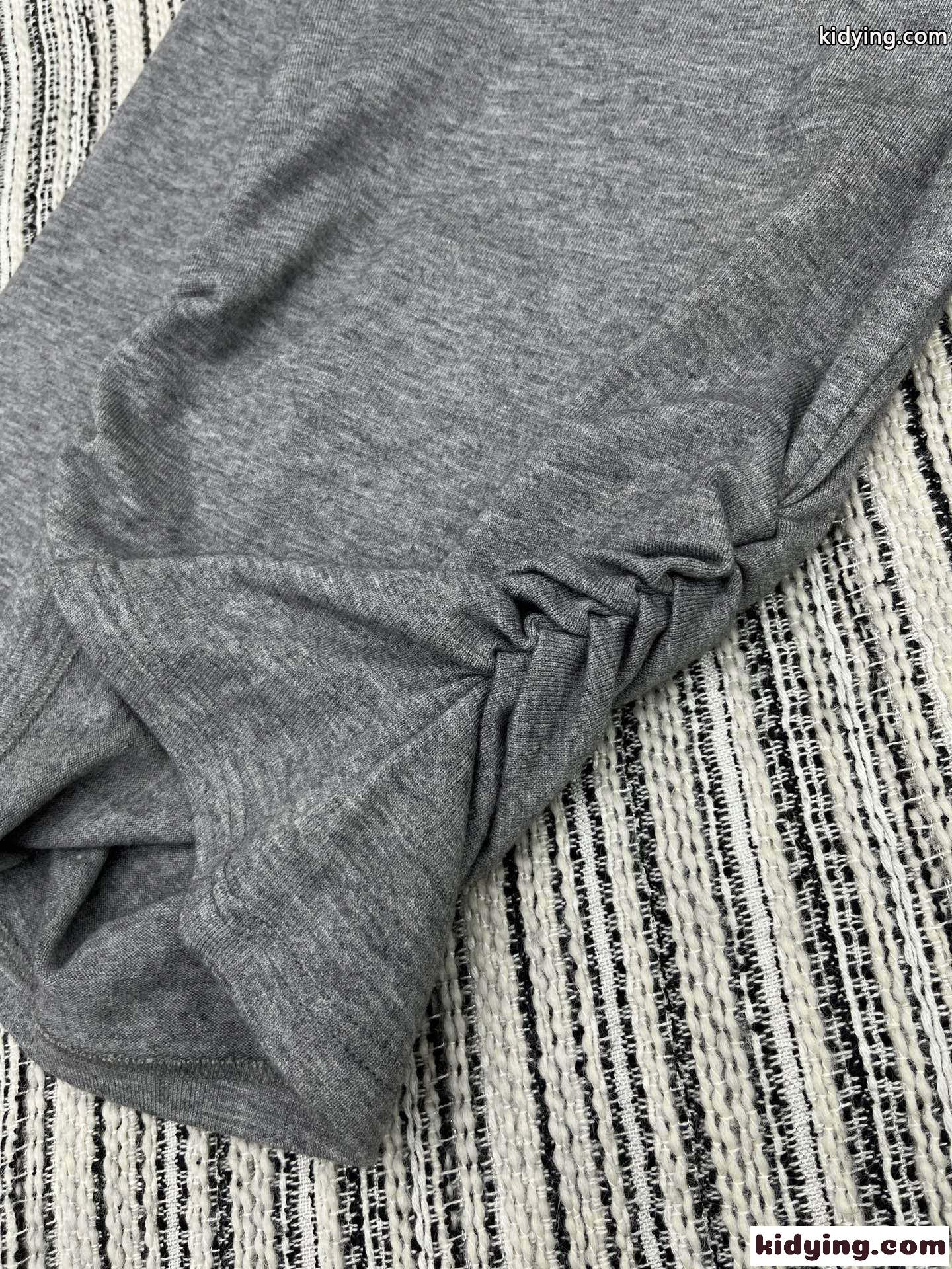 アレキサンダーワング Tシャツ コピー 洗練された エレガント ラインストーンロゴ カットソー グレー-2